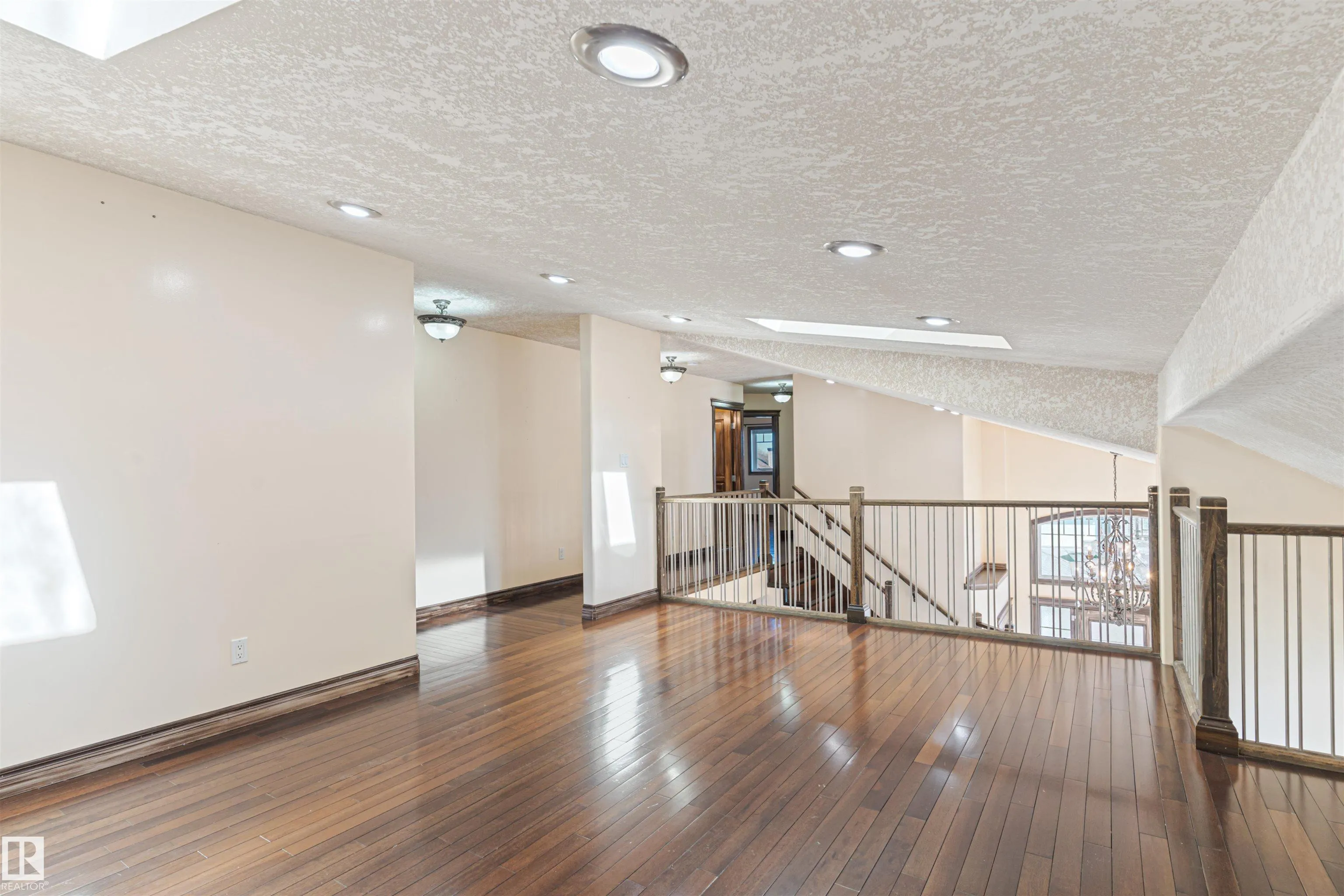 126 ANISE Close
