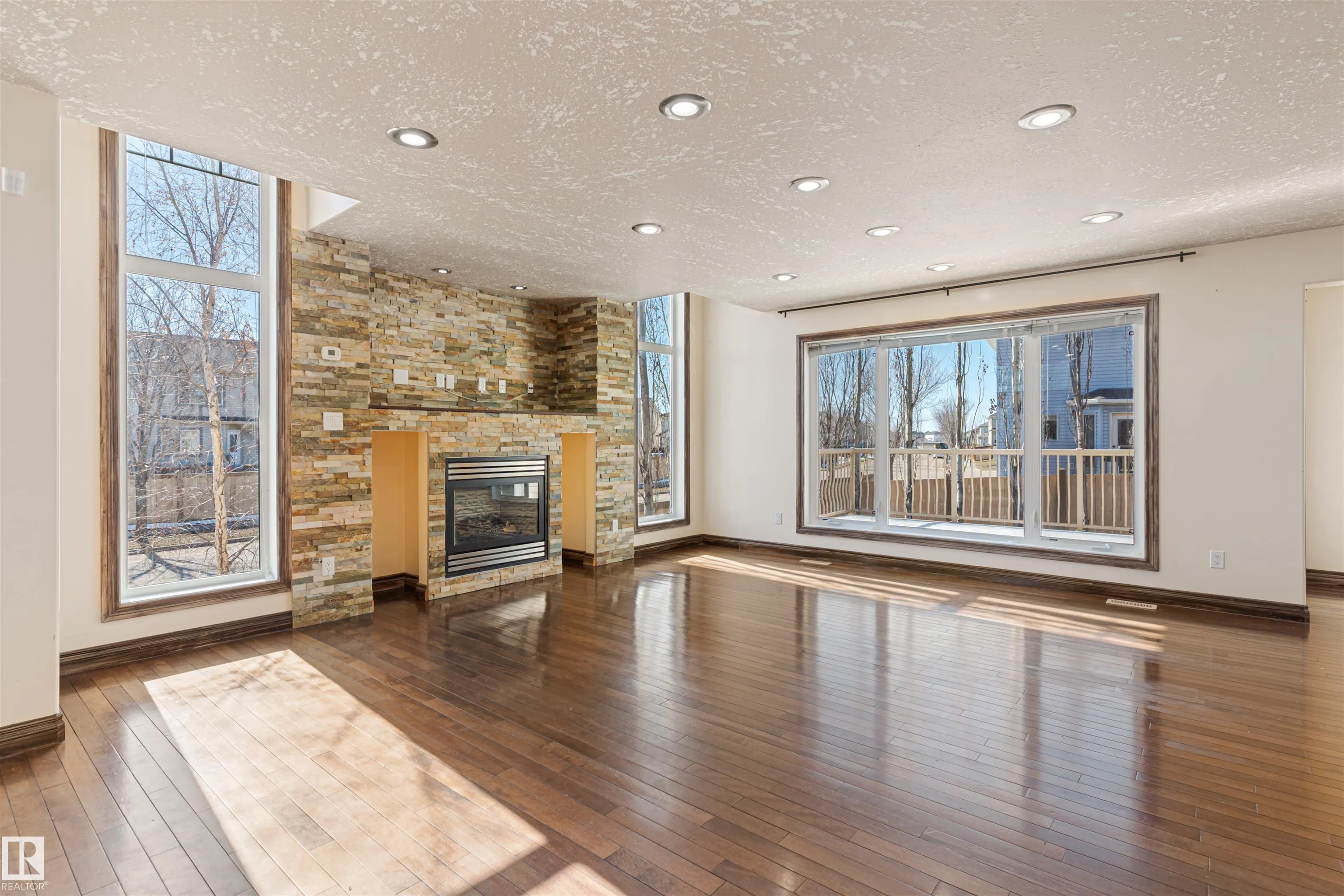 126 ANISE Close