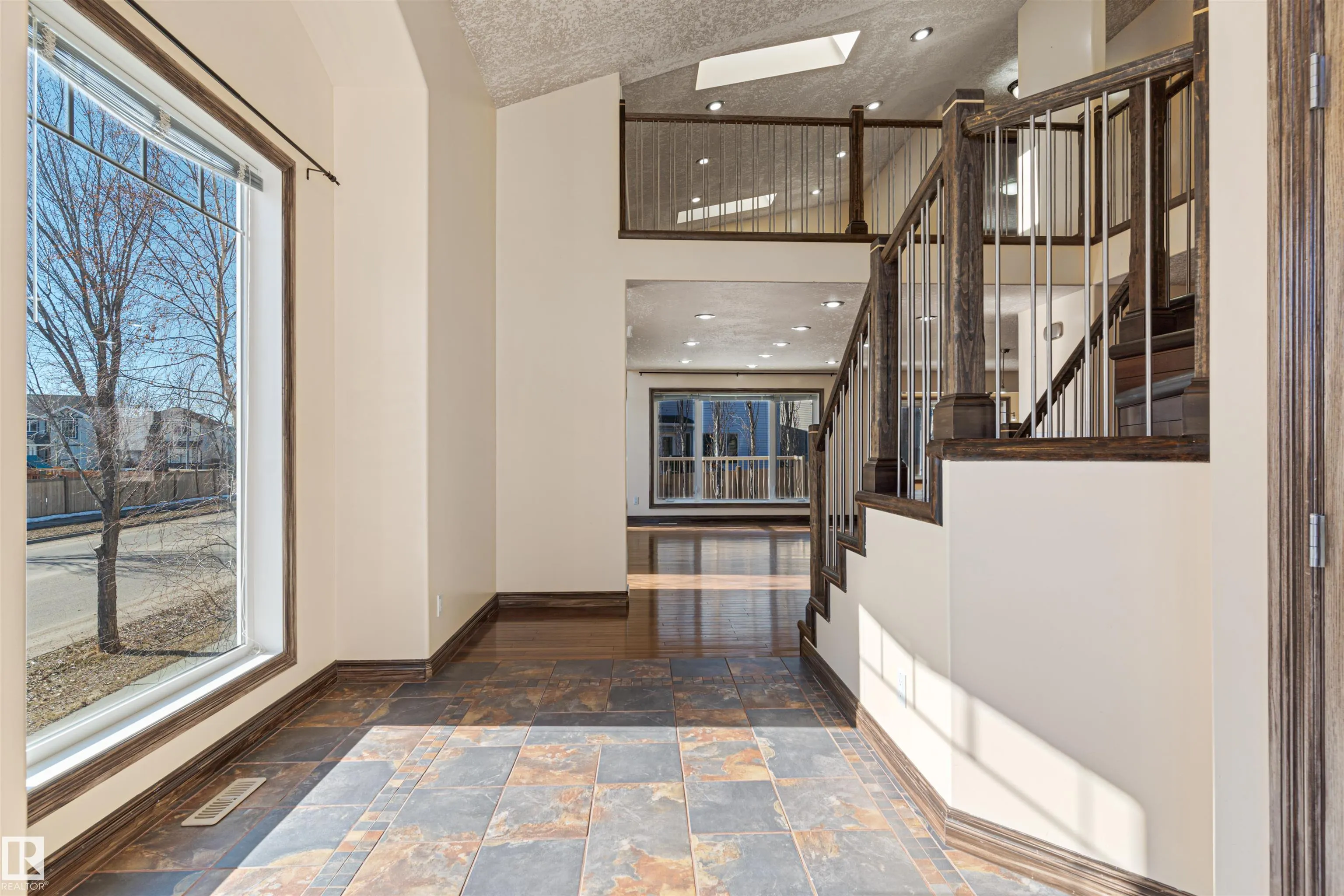 126 ANISE Close