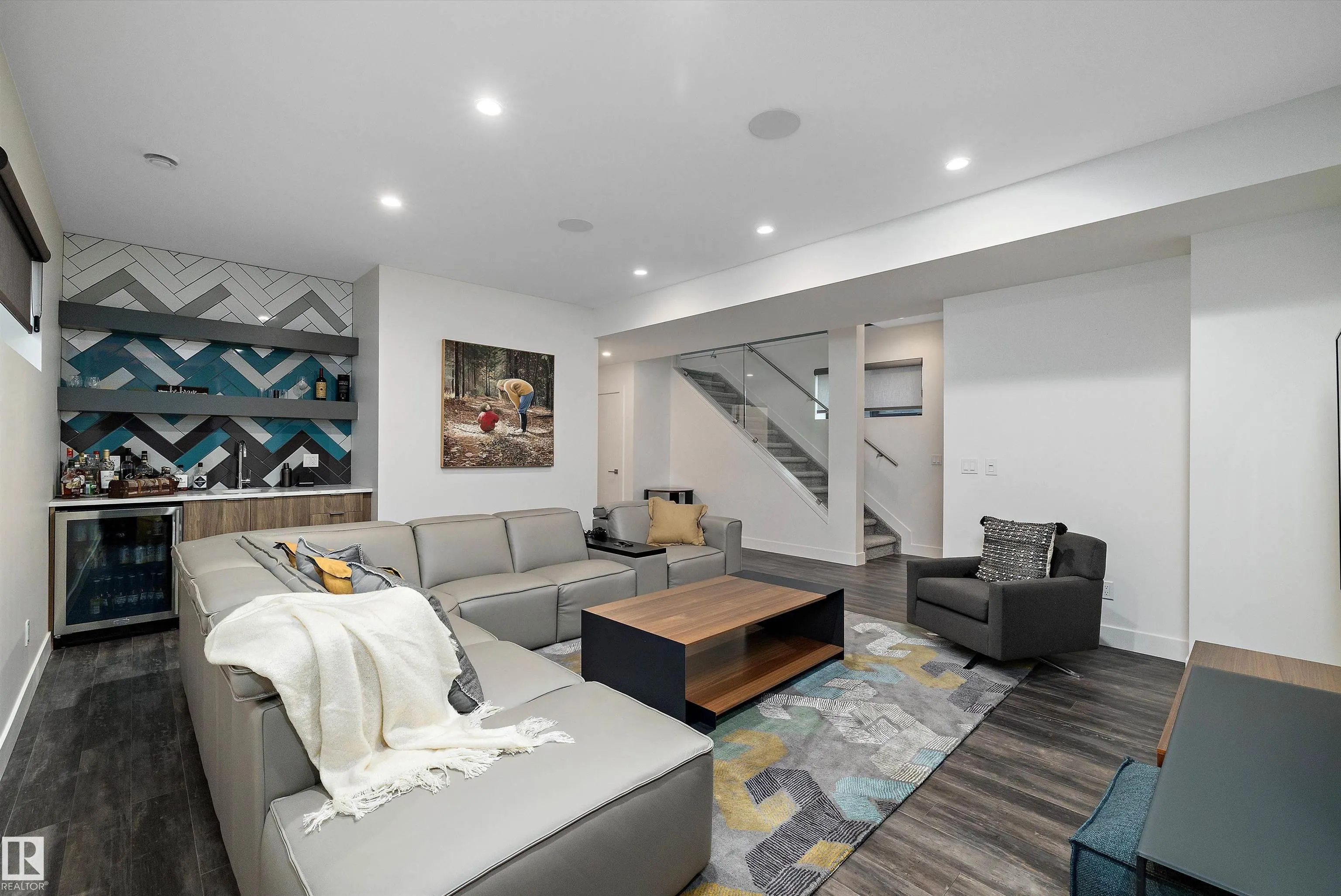 44A VALLEYVIEW Crescent