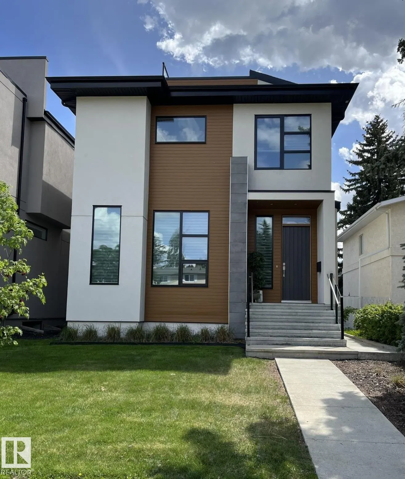44A VALLEYVIEW Crescent