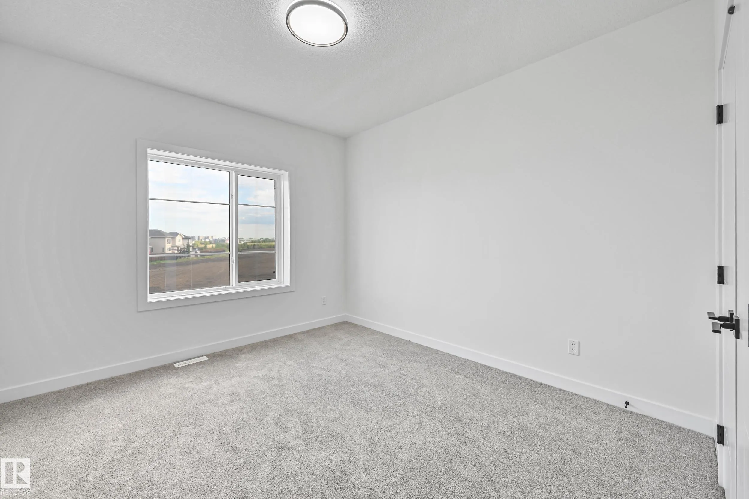 14 ENNS Court