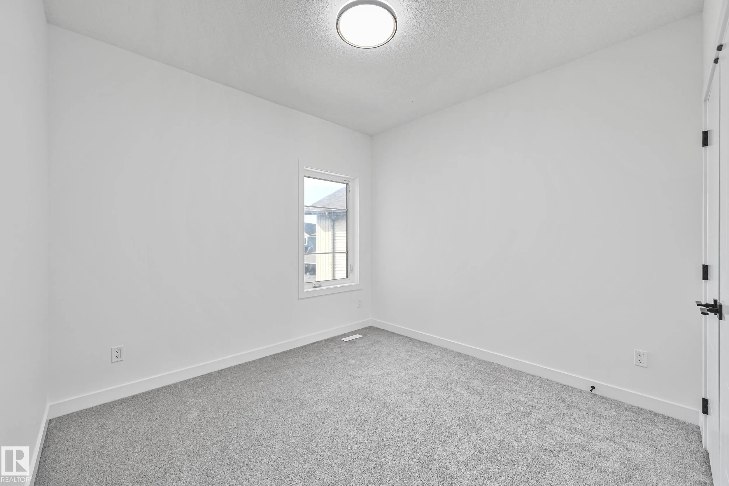 14 ENNS Court