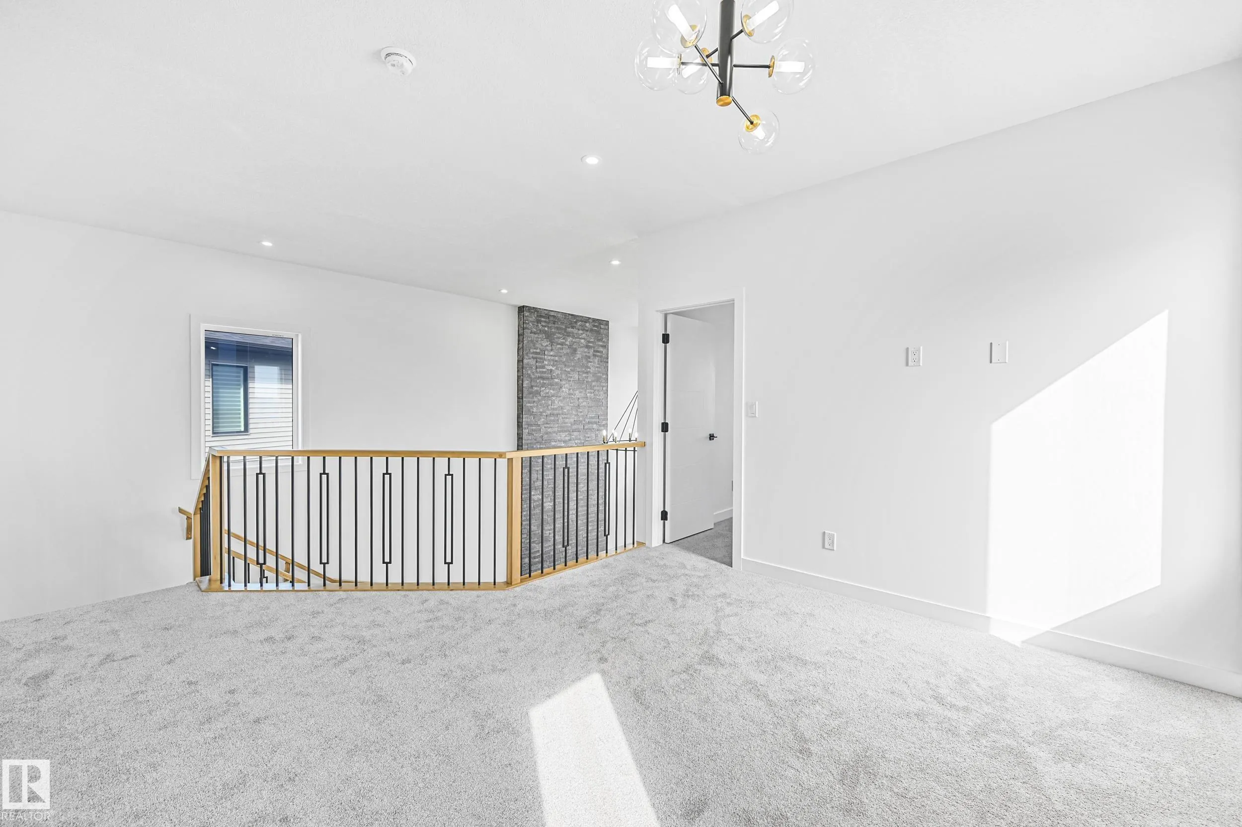 14 ENNS Court