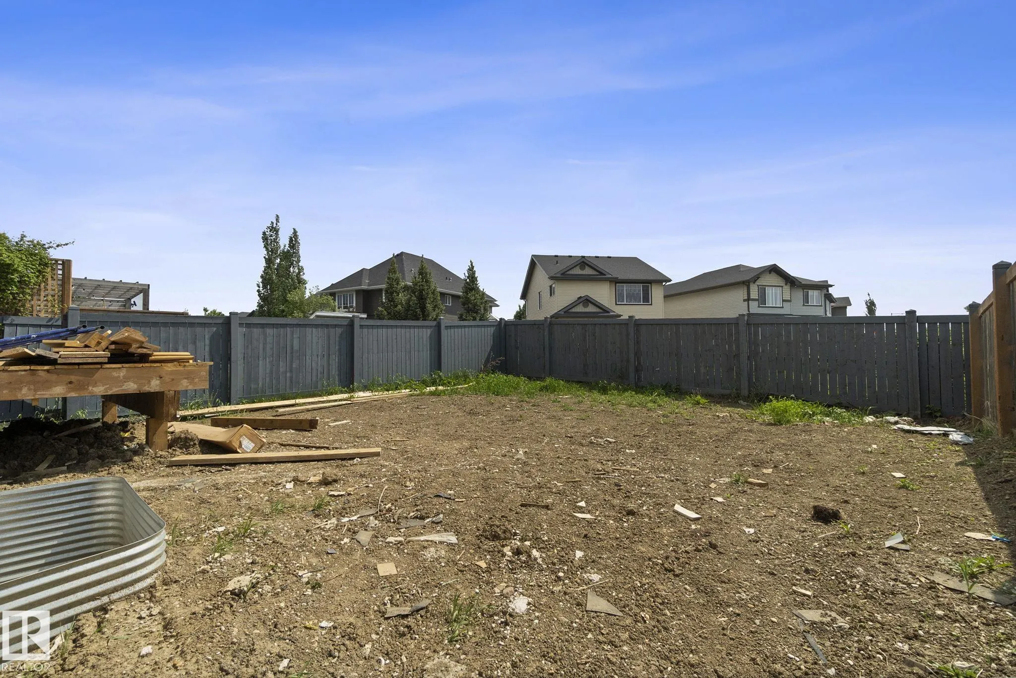 8105 GOURLAY Place