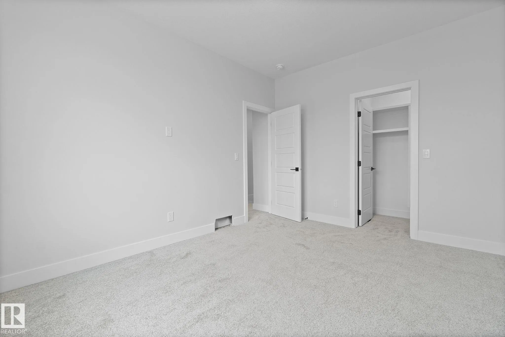 8105 GOURLAY Place