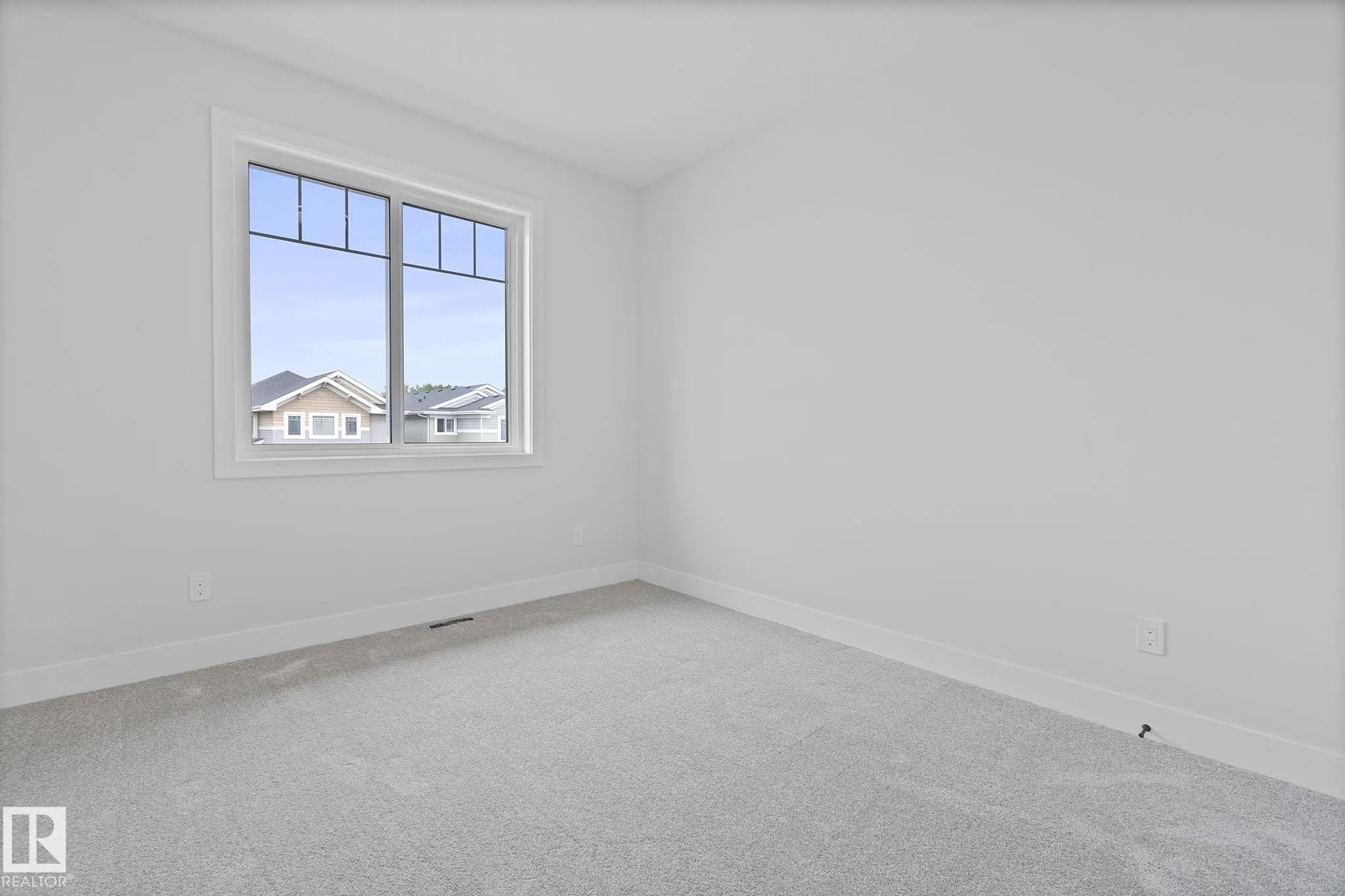 8105 GOURLAY Place