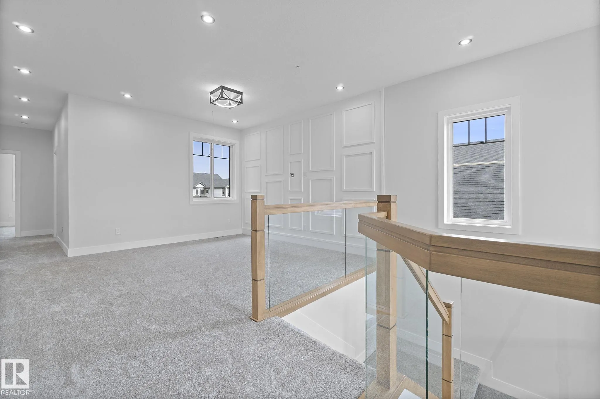 8105 GOURLAY Place