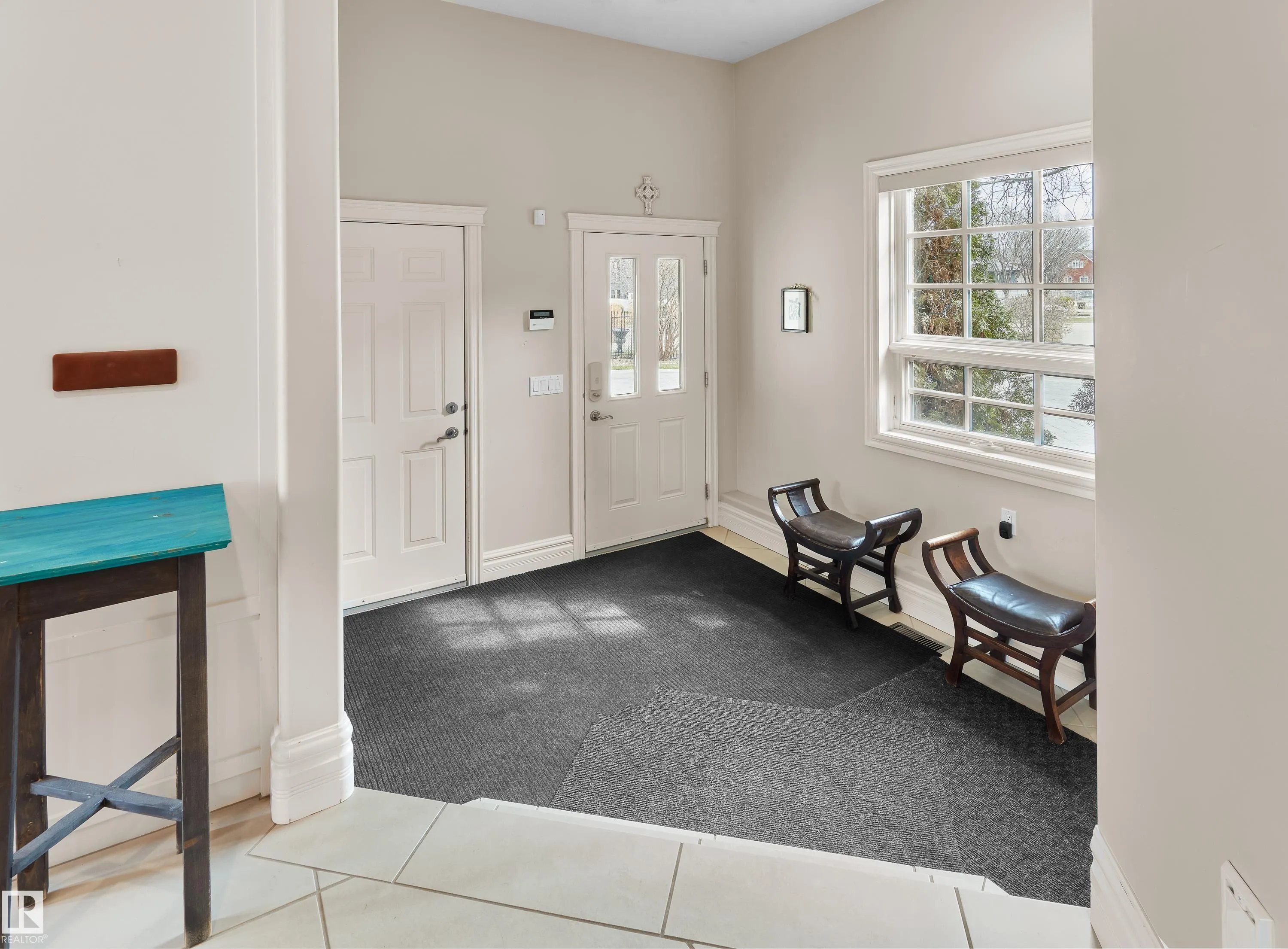 74 WINDERMERE Drive