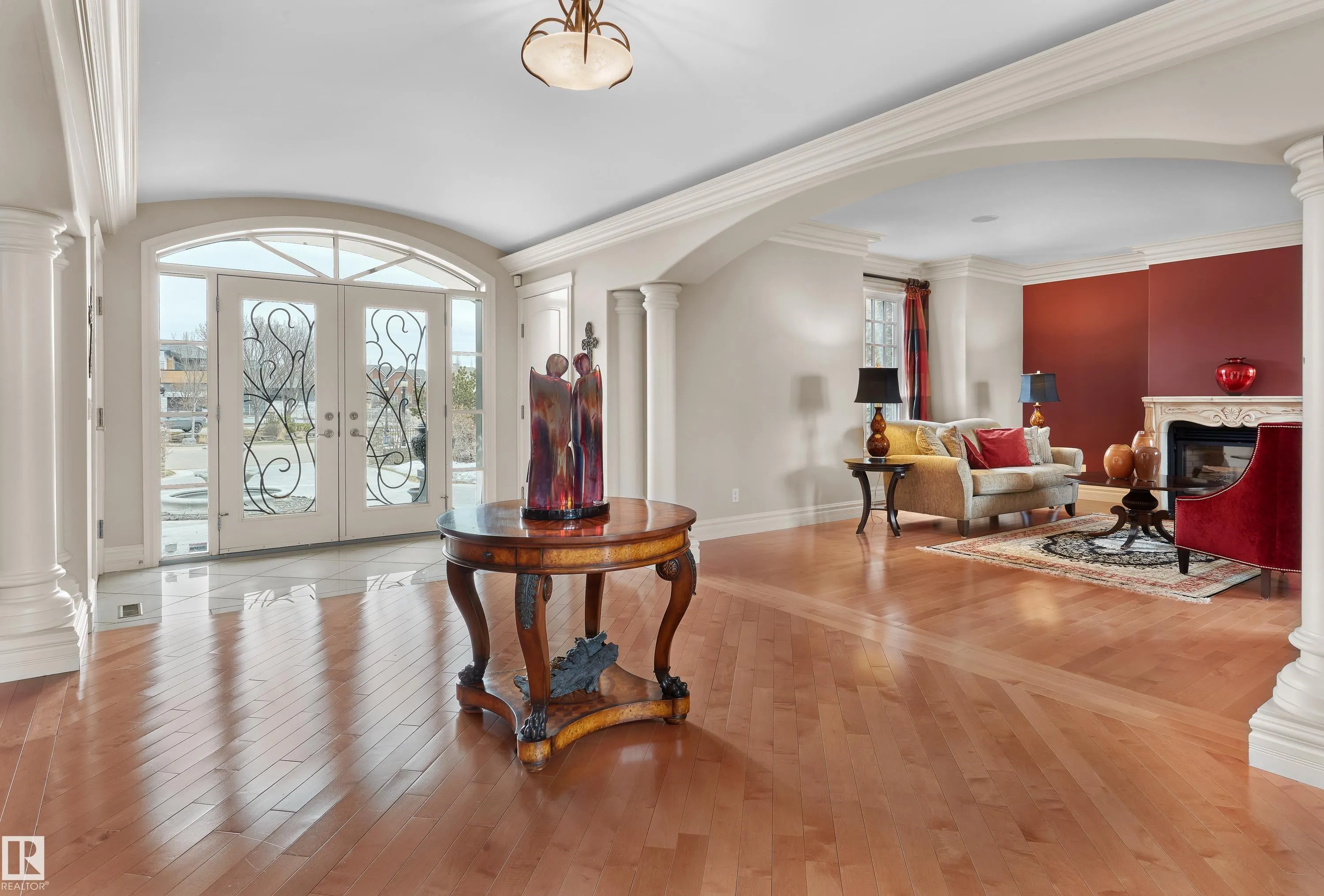 74 WINDERMERE Drive