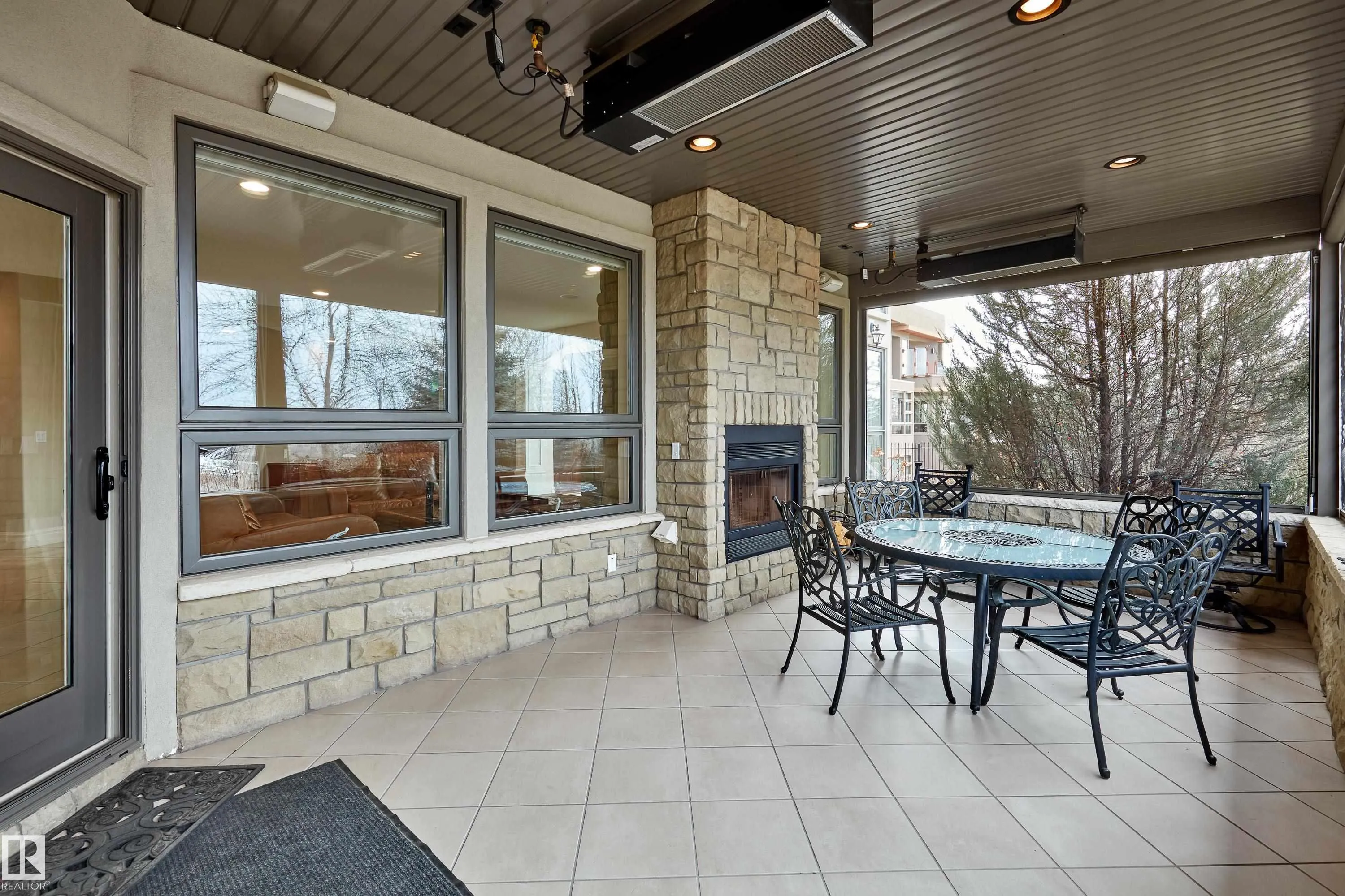 74 WINDERMERE Drive