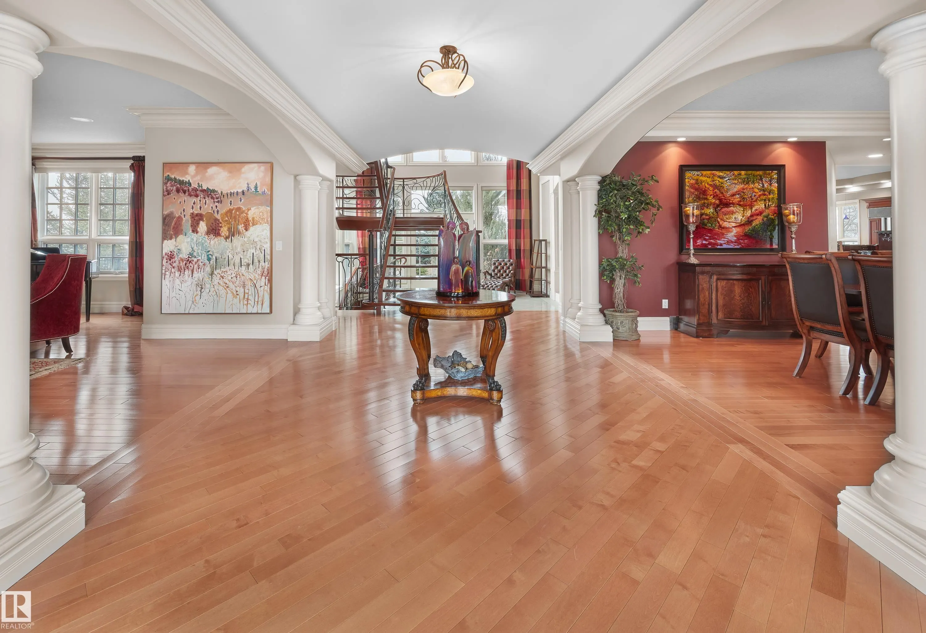 74 WINDERMERE Drive