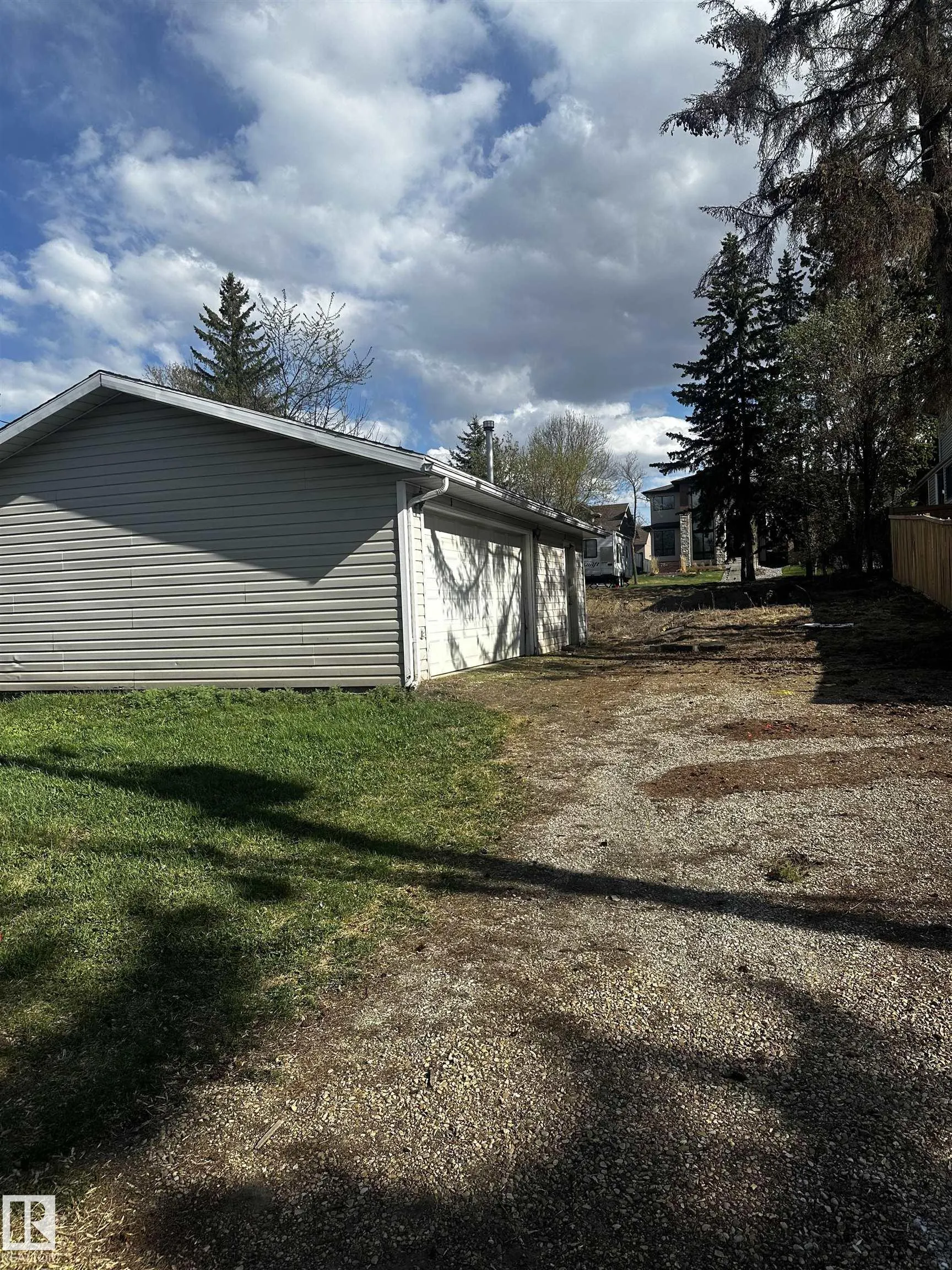 17 BELMONT Drive