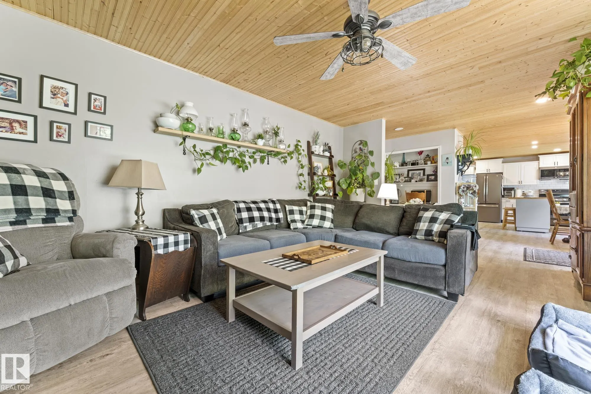 54259 RGE ROAD 210