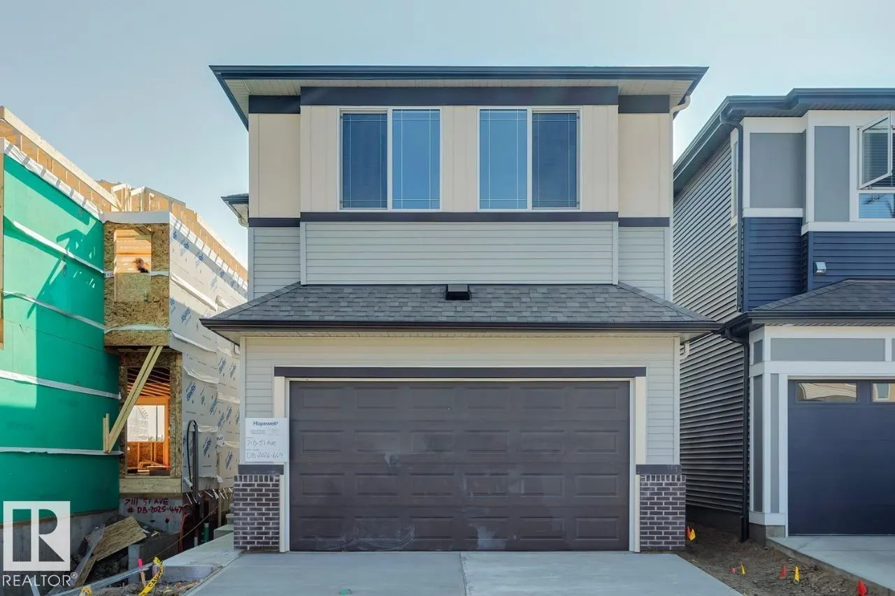 7113 51 Avenue