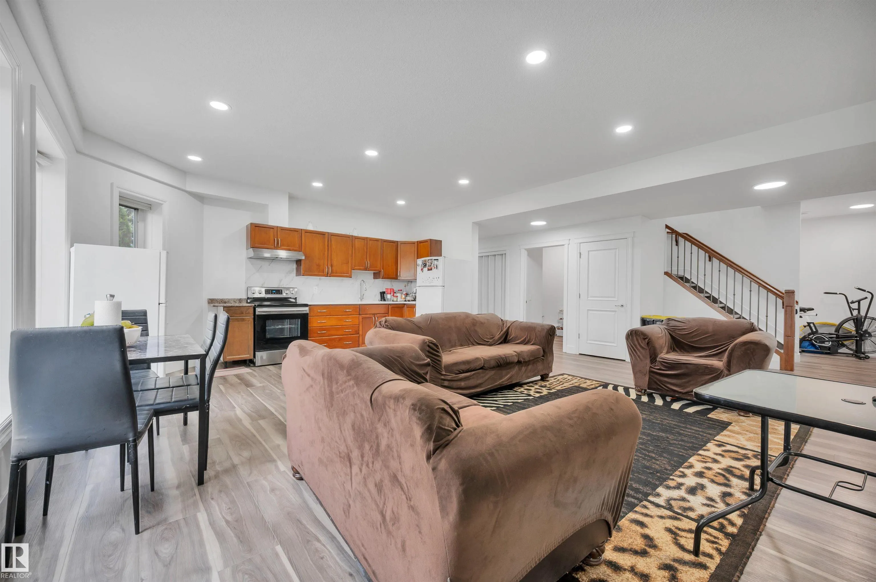 53017 RGE ROAD 223