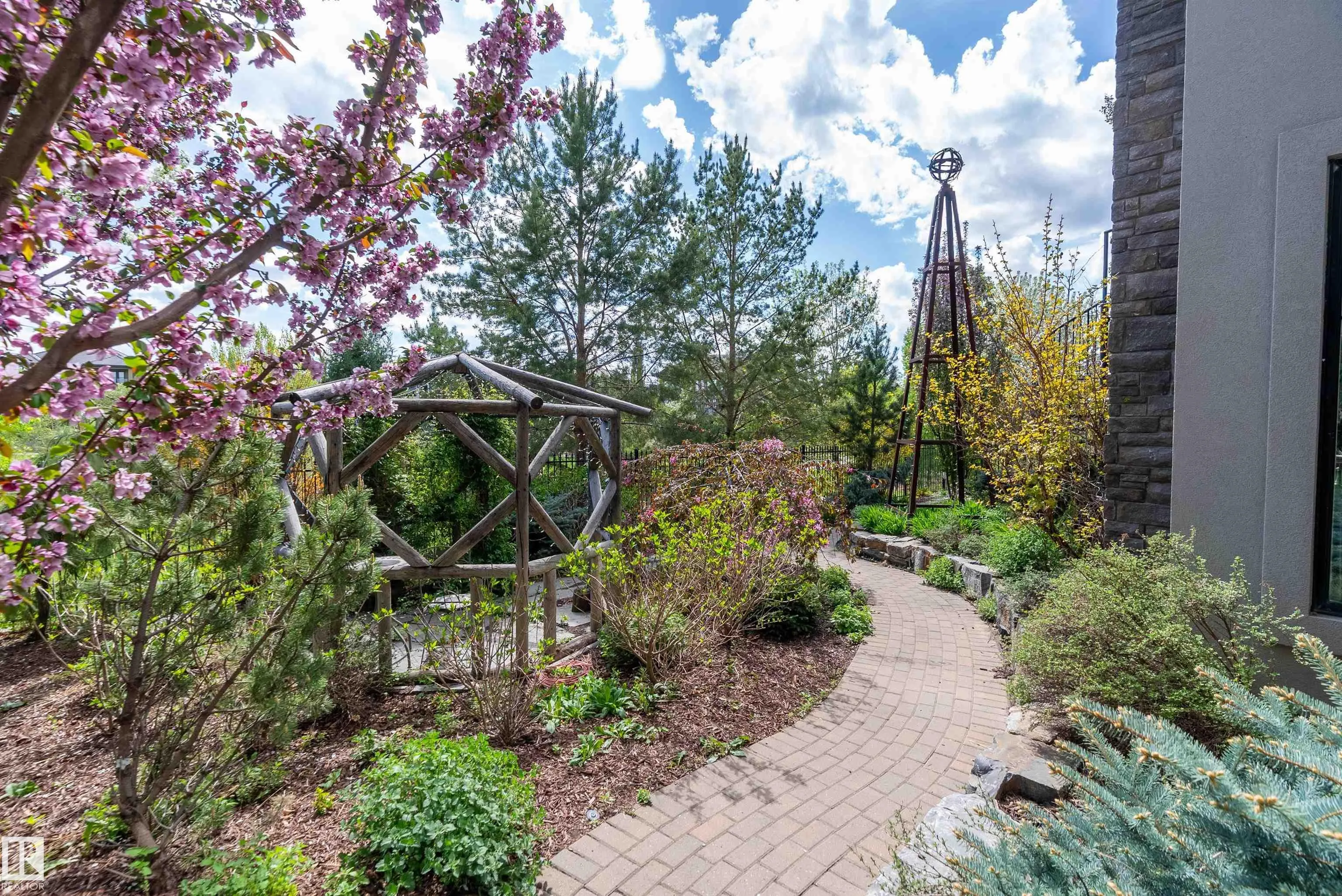 3054 WATSON LANDING Landing