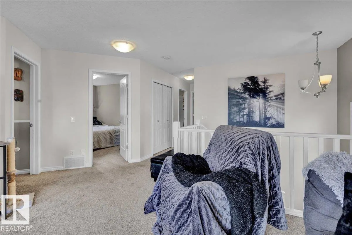 815 FOXWOOD Bay