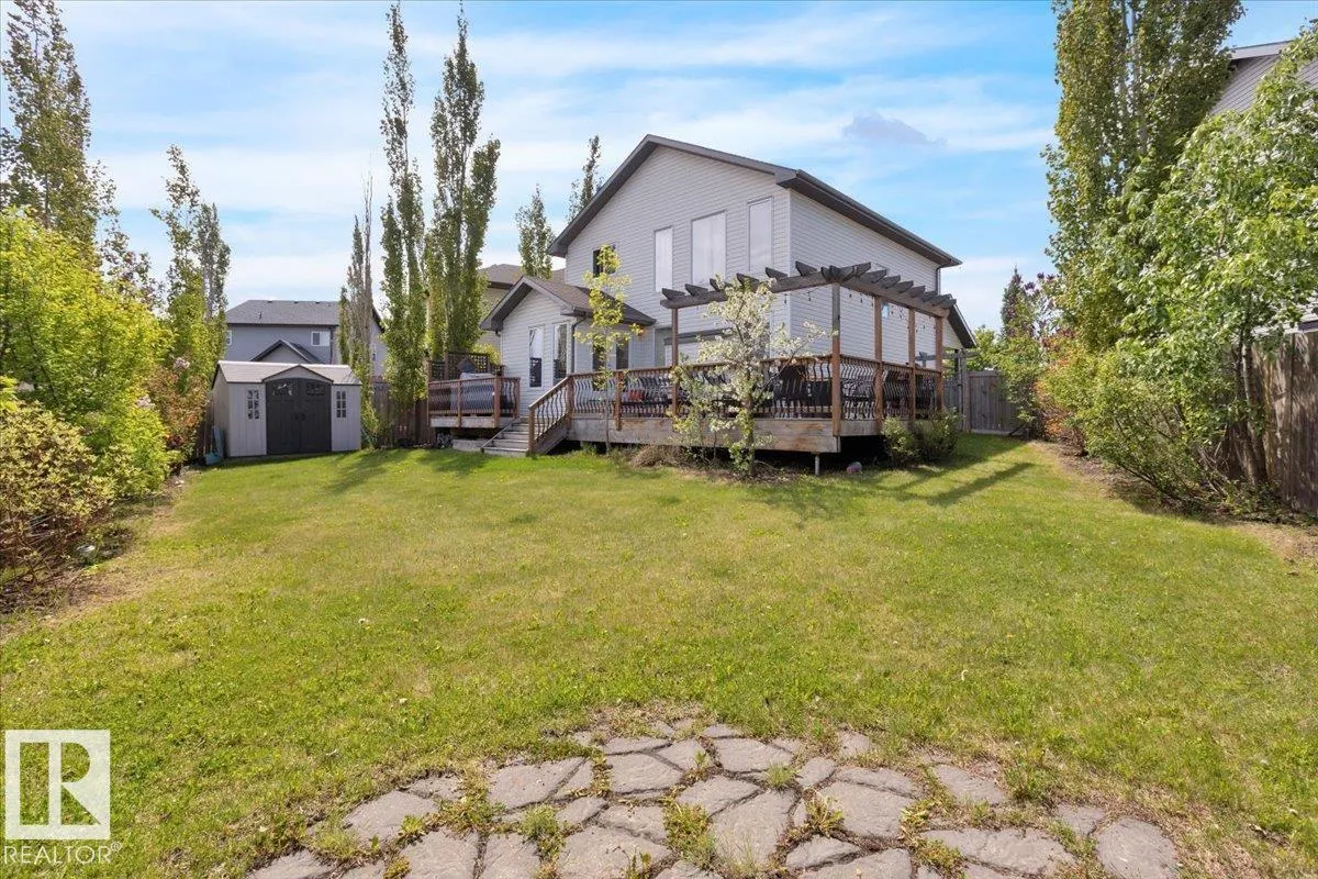 815 FOXWOOD Bay