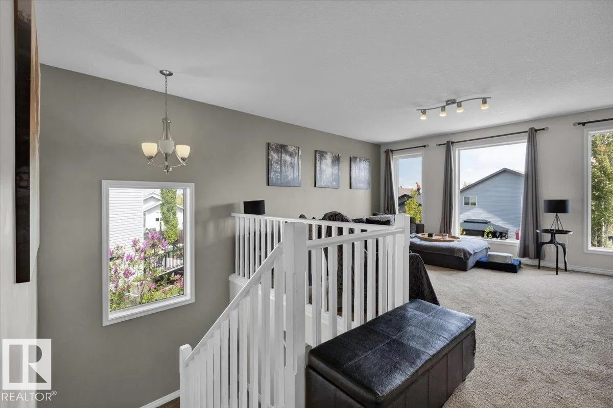 815 FOXWOOD Bay
