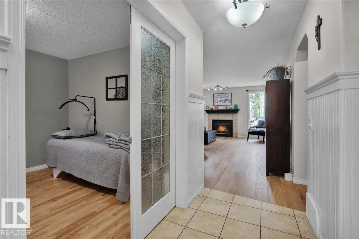 815 FOXWOOD Bay