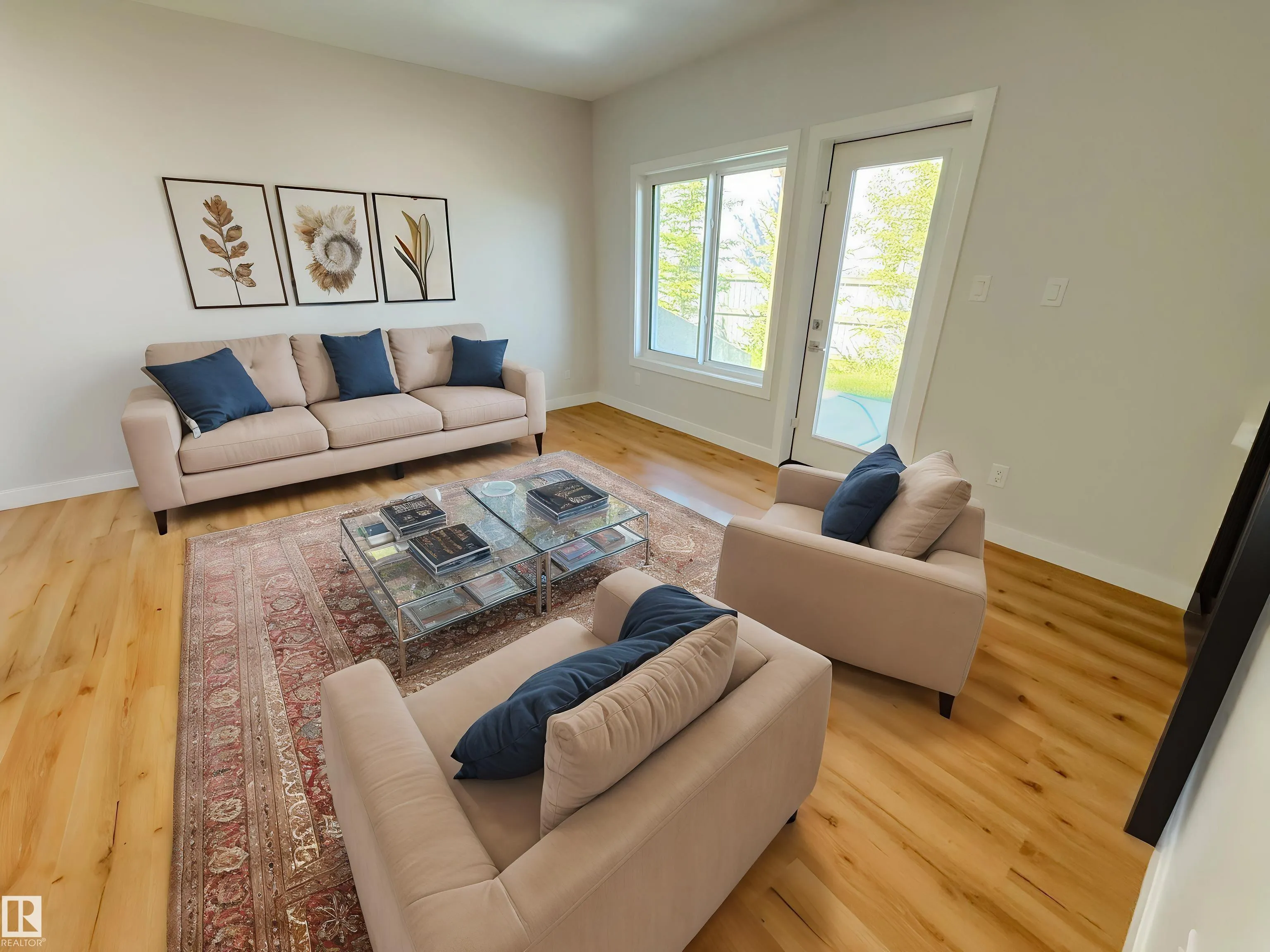 82 MEADOWLAND Way