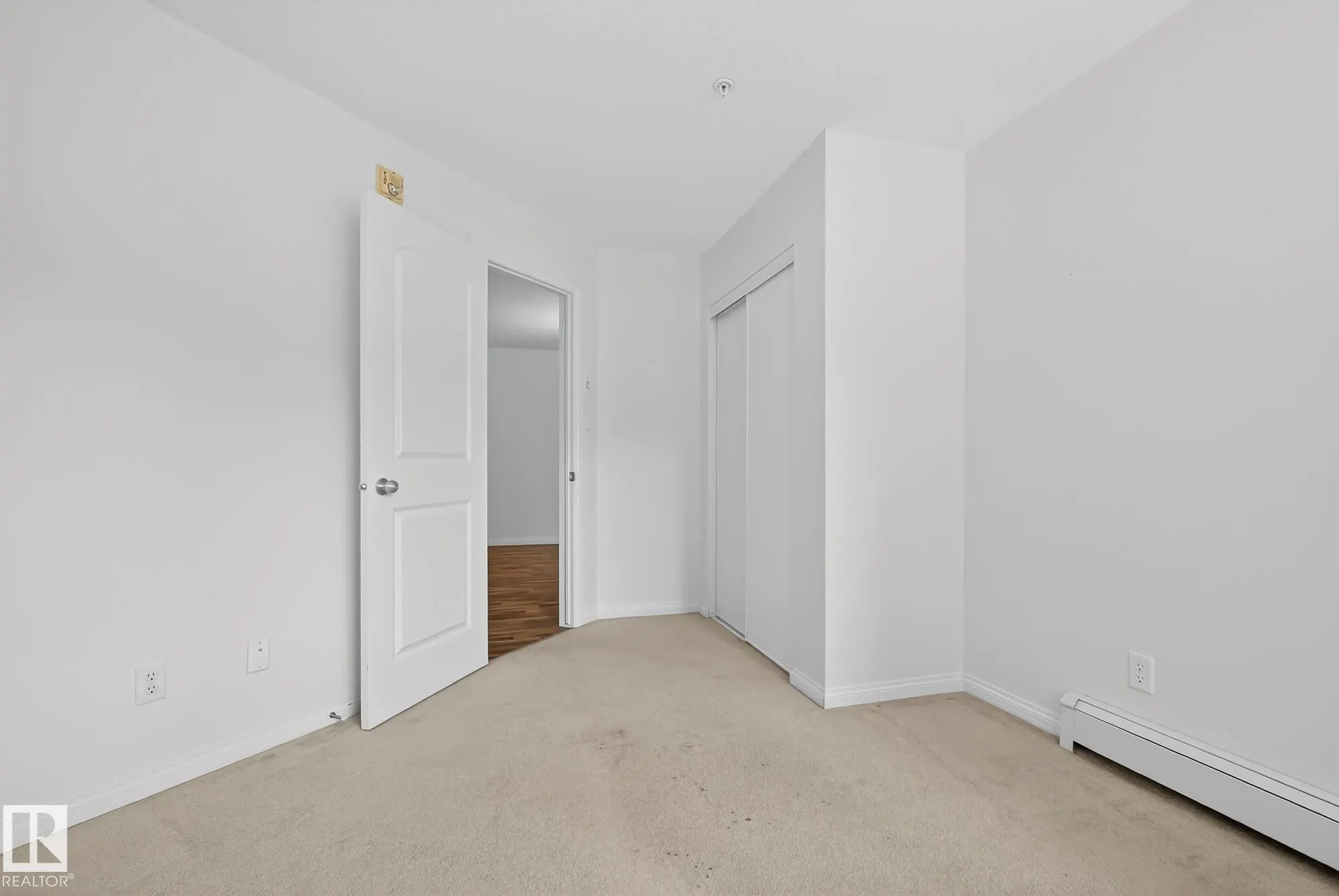 1204 156 Street