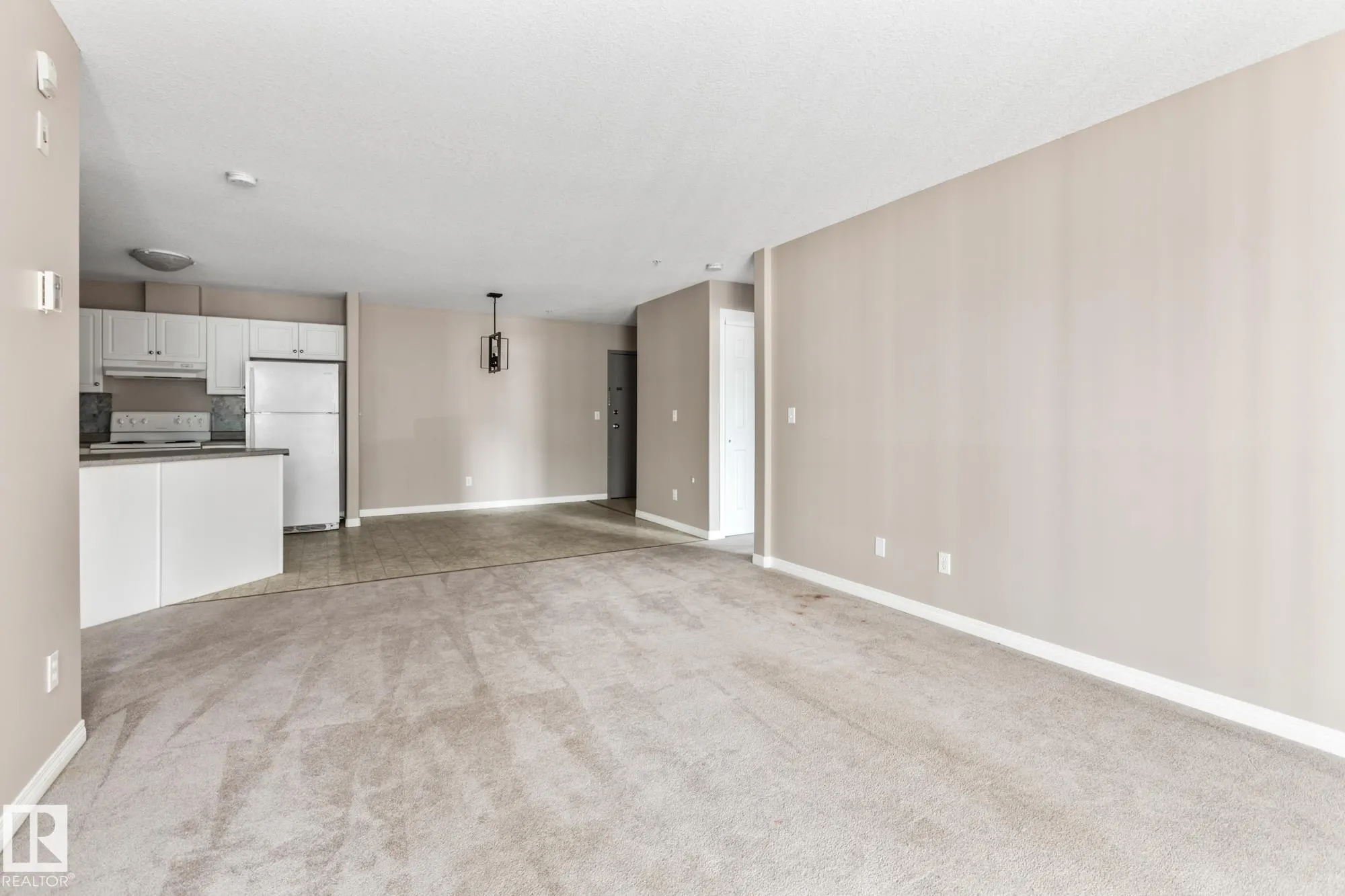 9930 100 Avenue