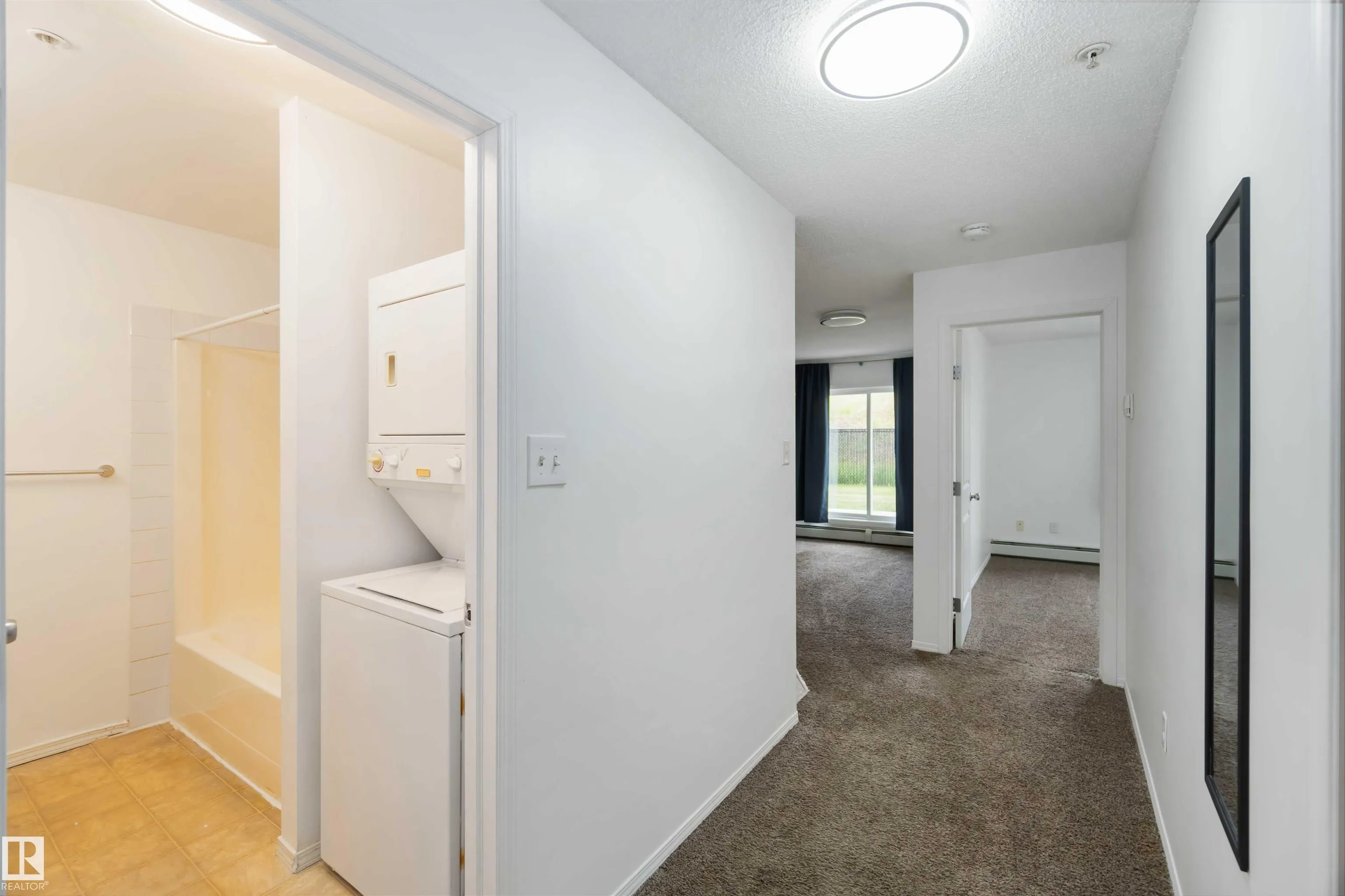 70 WOODSMERE Close