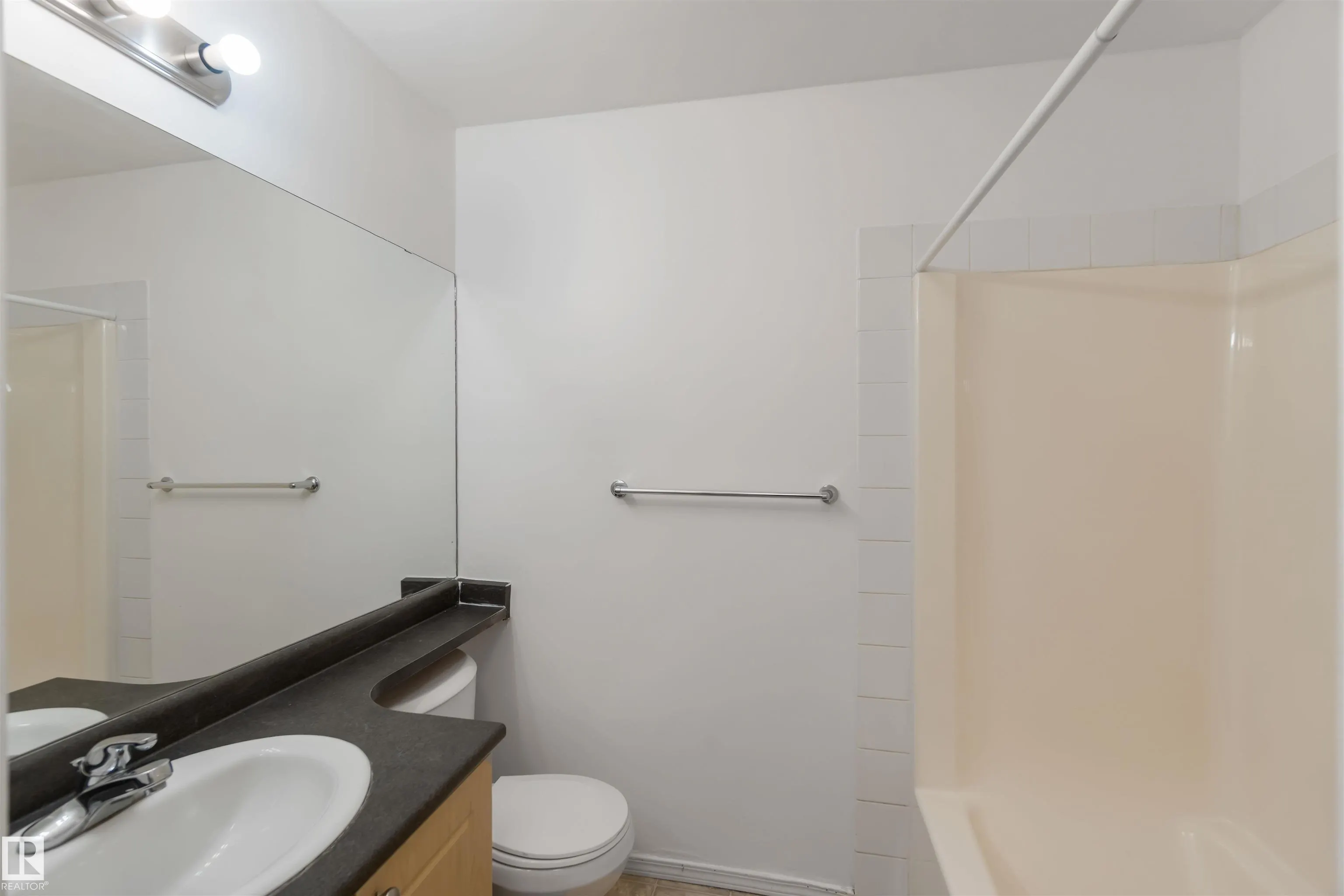 70 WOODSMERE Close
