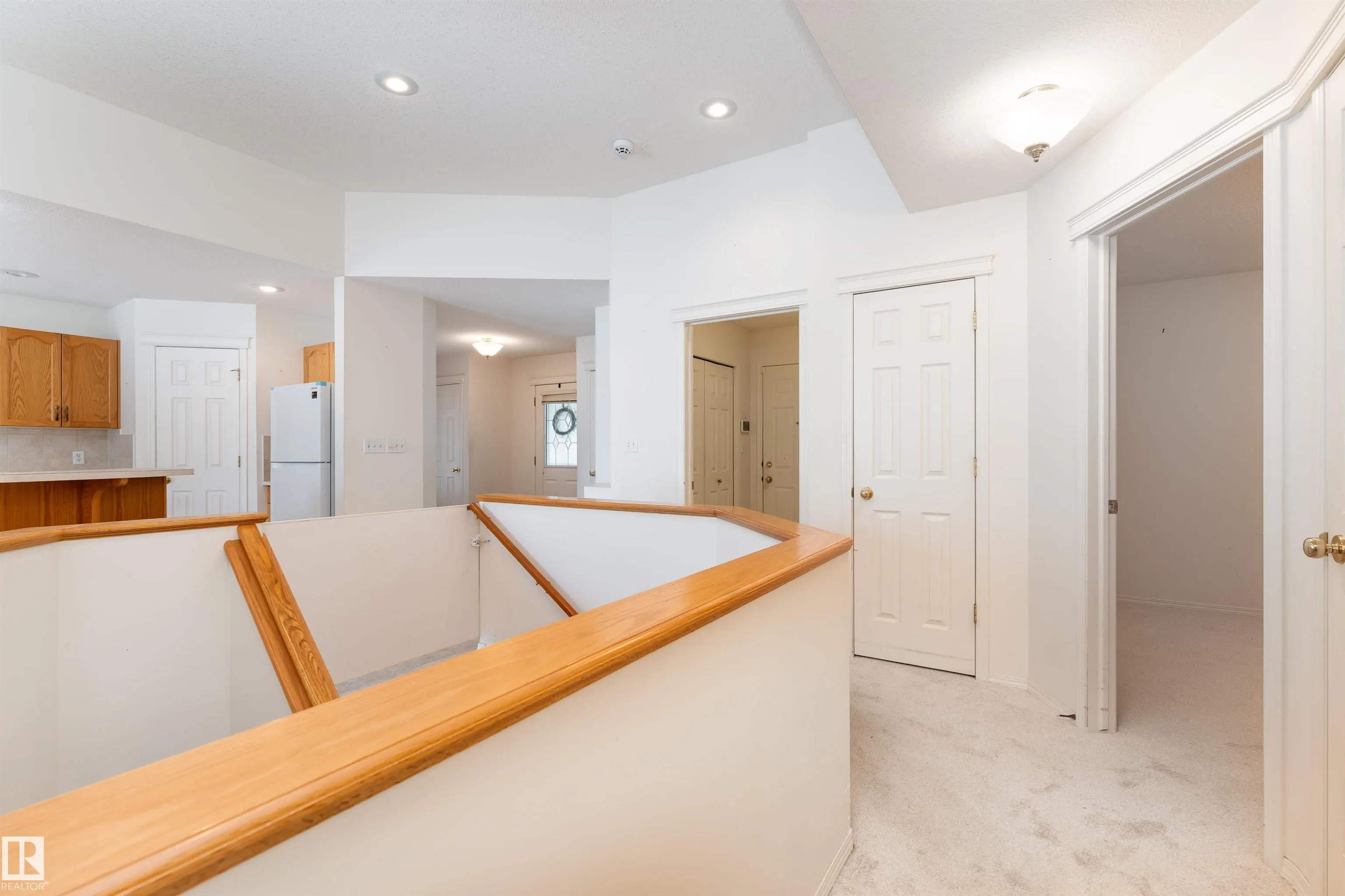 183 RIDGEHAVEN Crescent