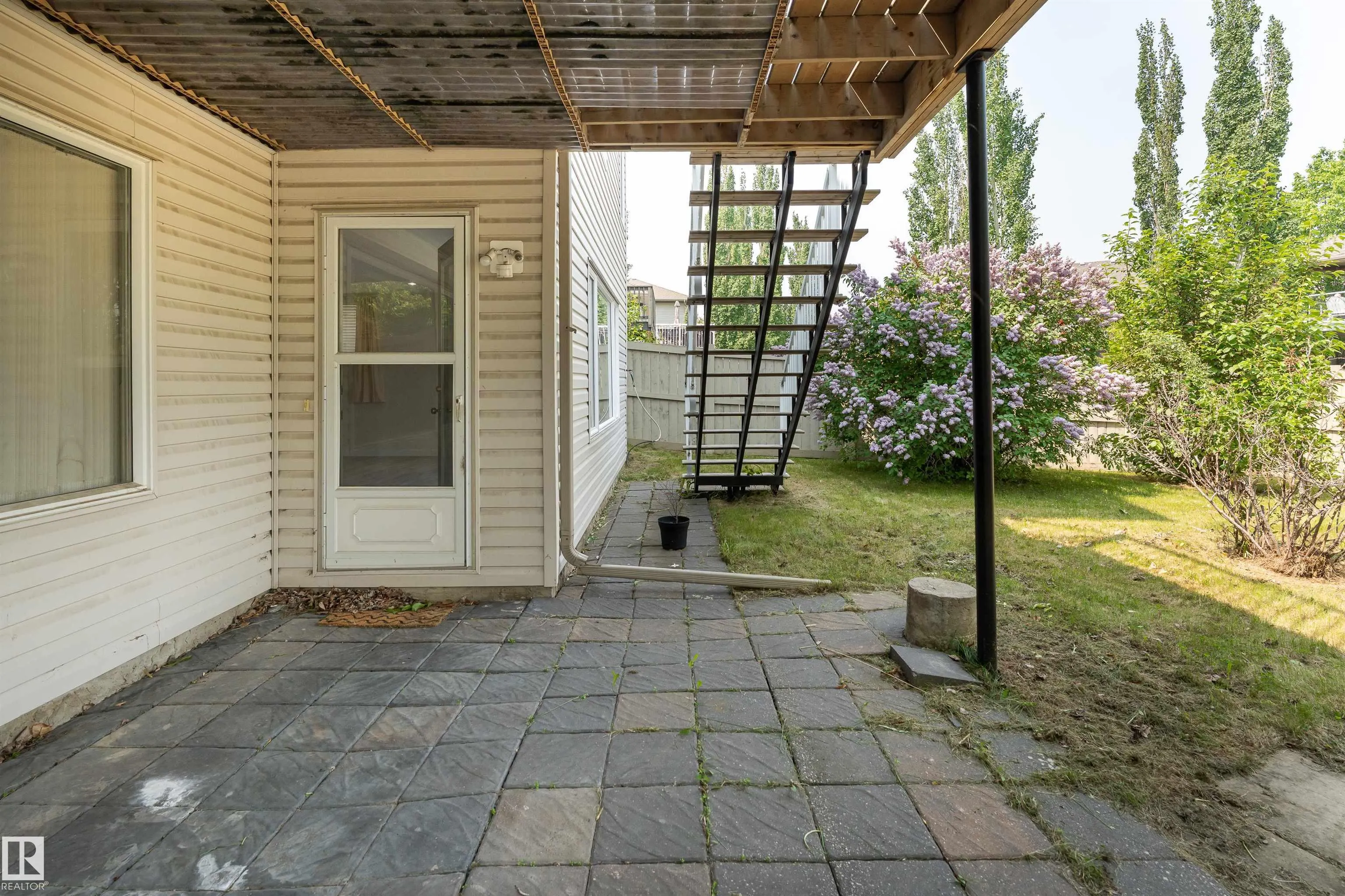 183 RIDGEHAVEN Crescent
