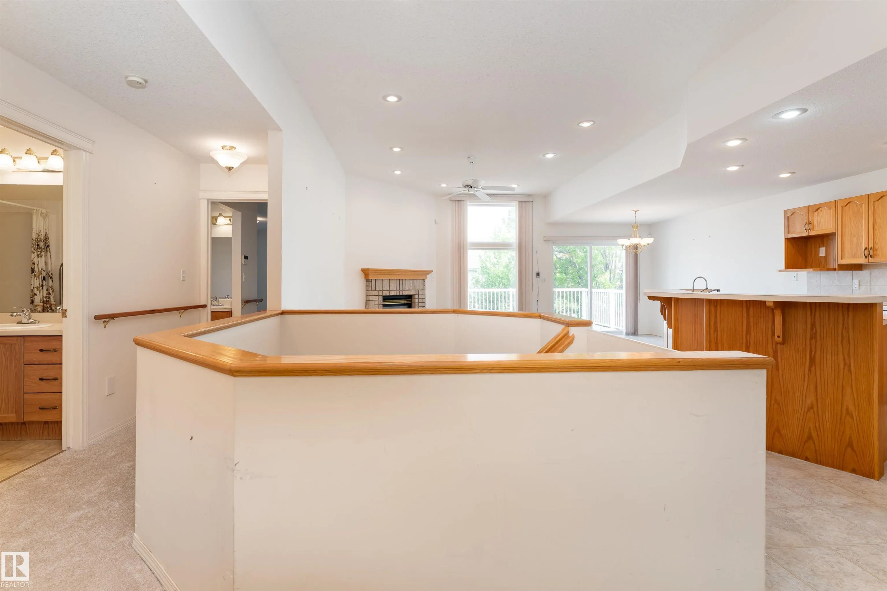 183 RIDGEHAVEN Crescent