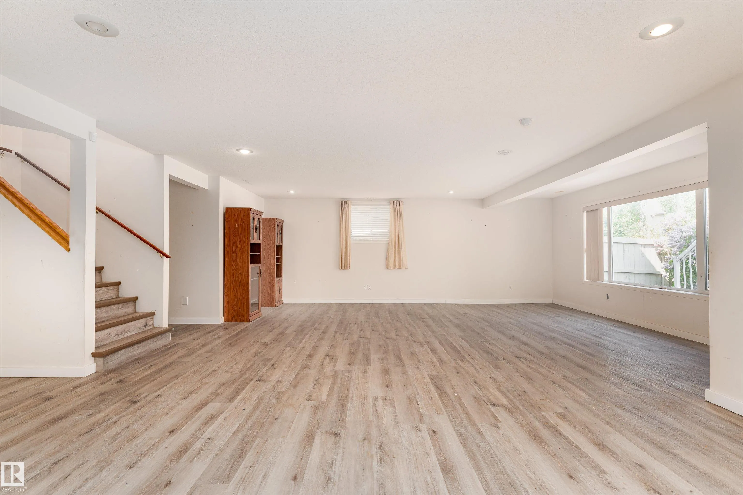183 RIDGEHAVEN Crescent