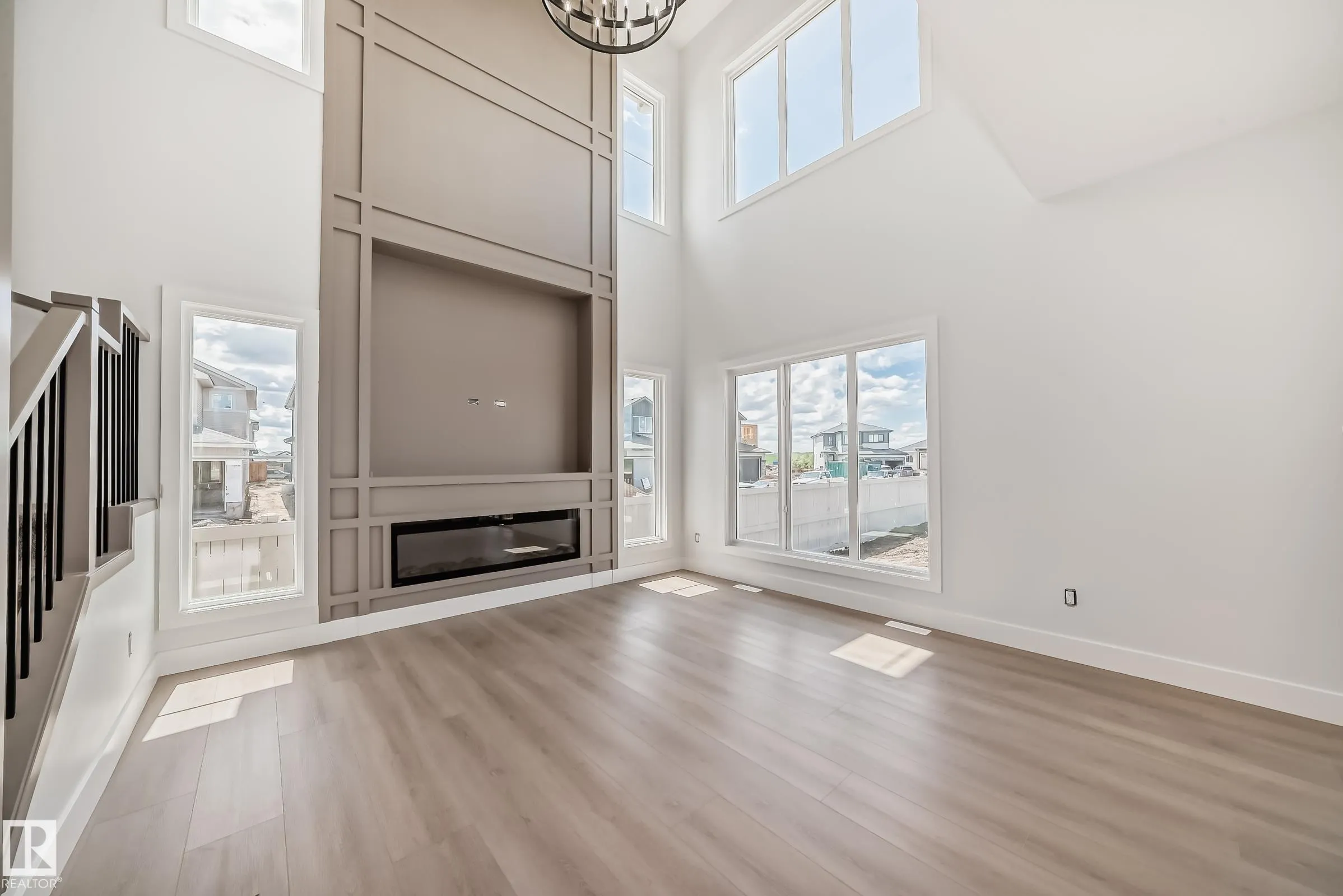 47 Waverly Way