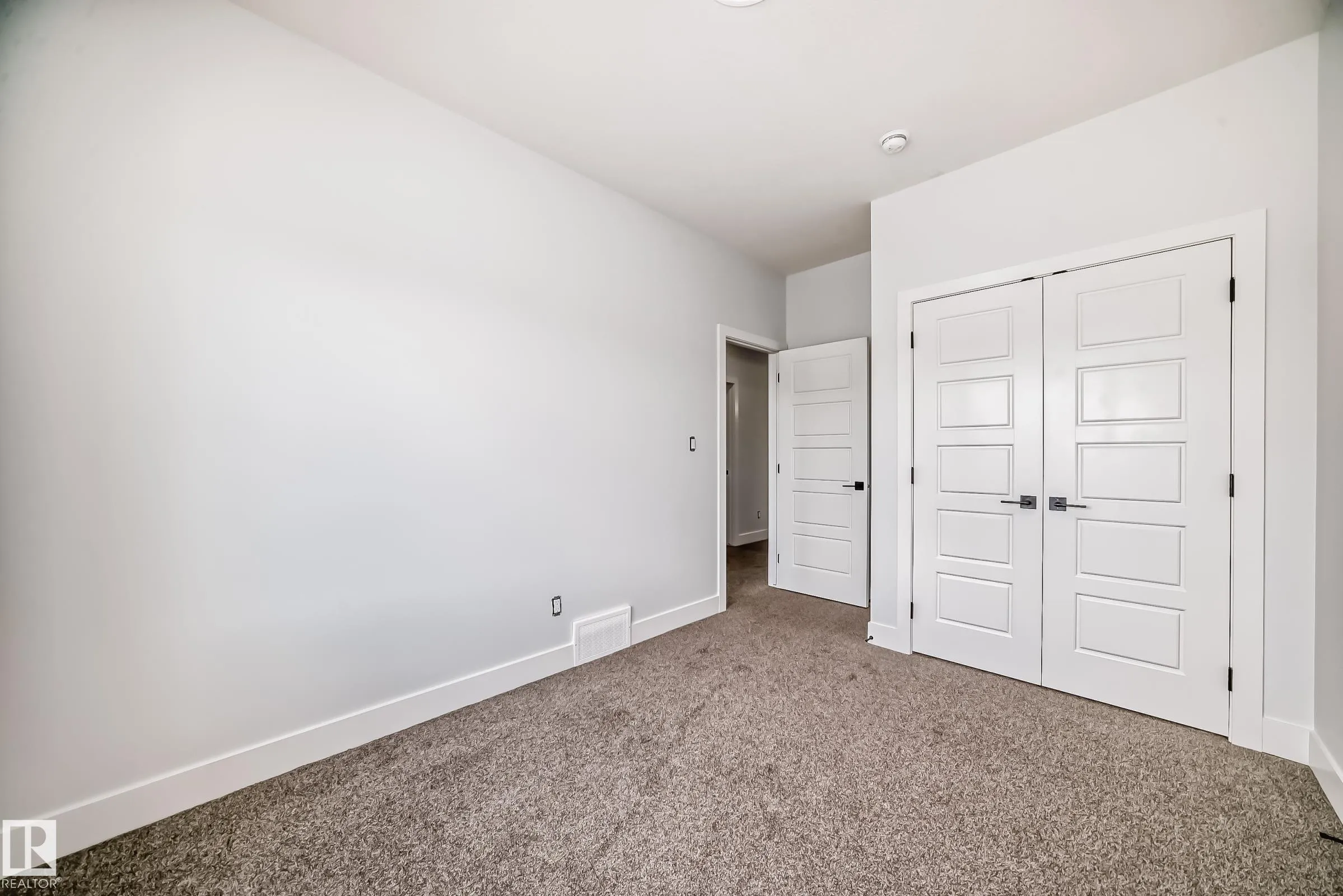 47 Waverly Way