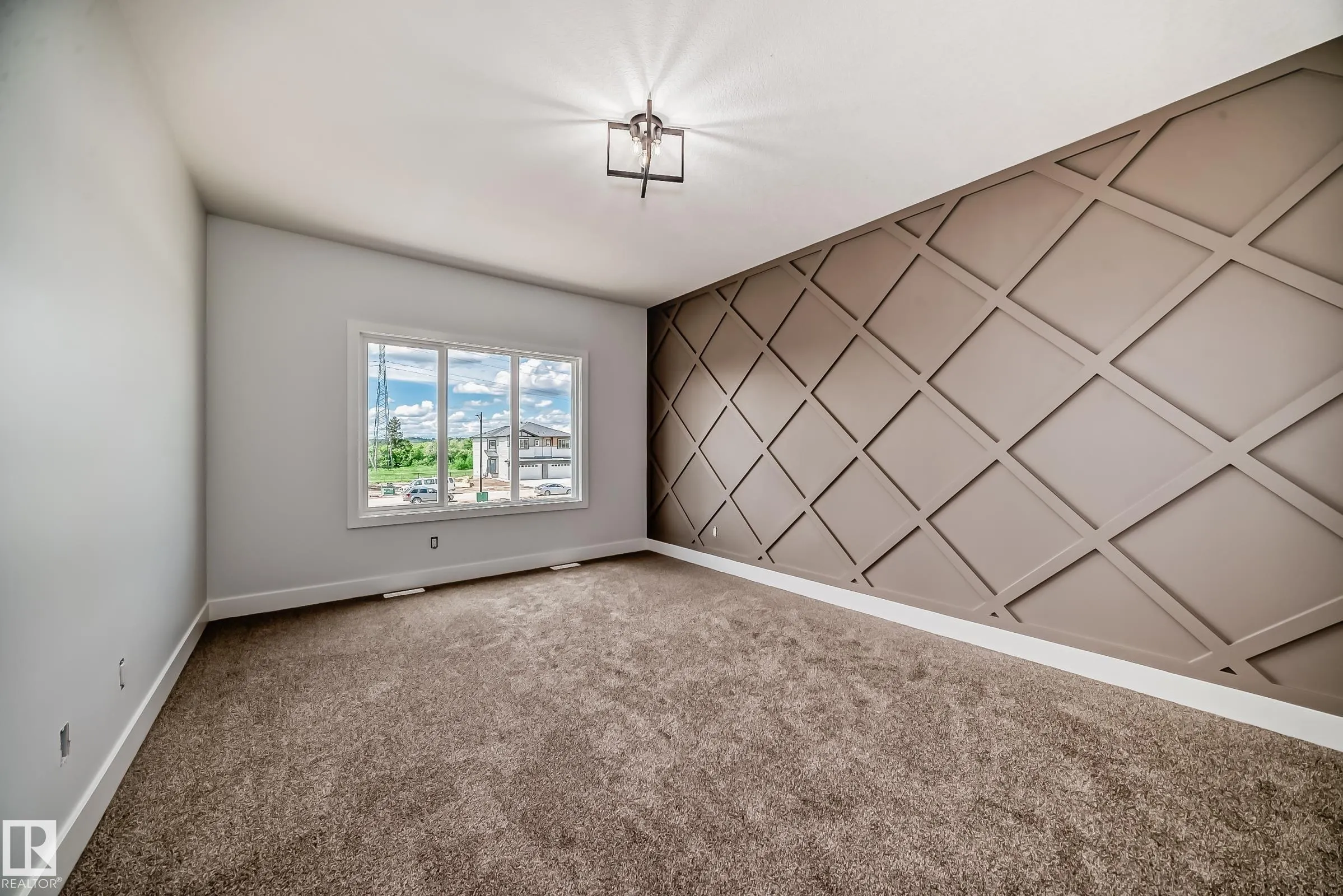 47 Waverly Way
