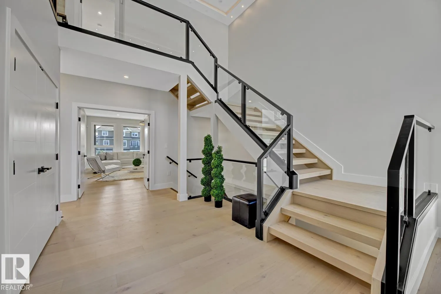 4715 WOOLSEY COMMON