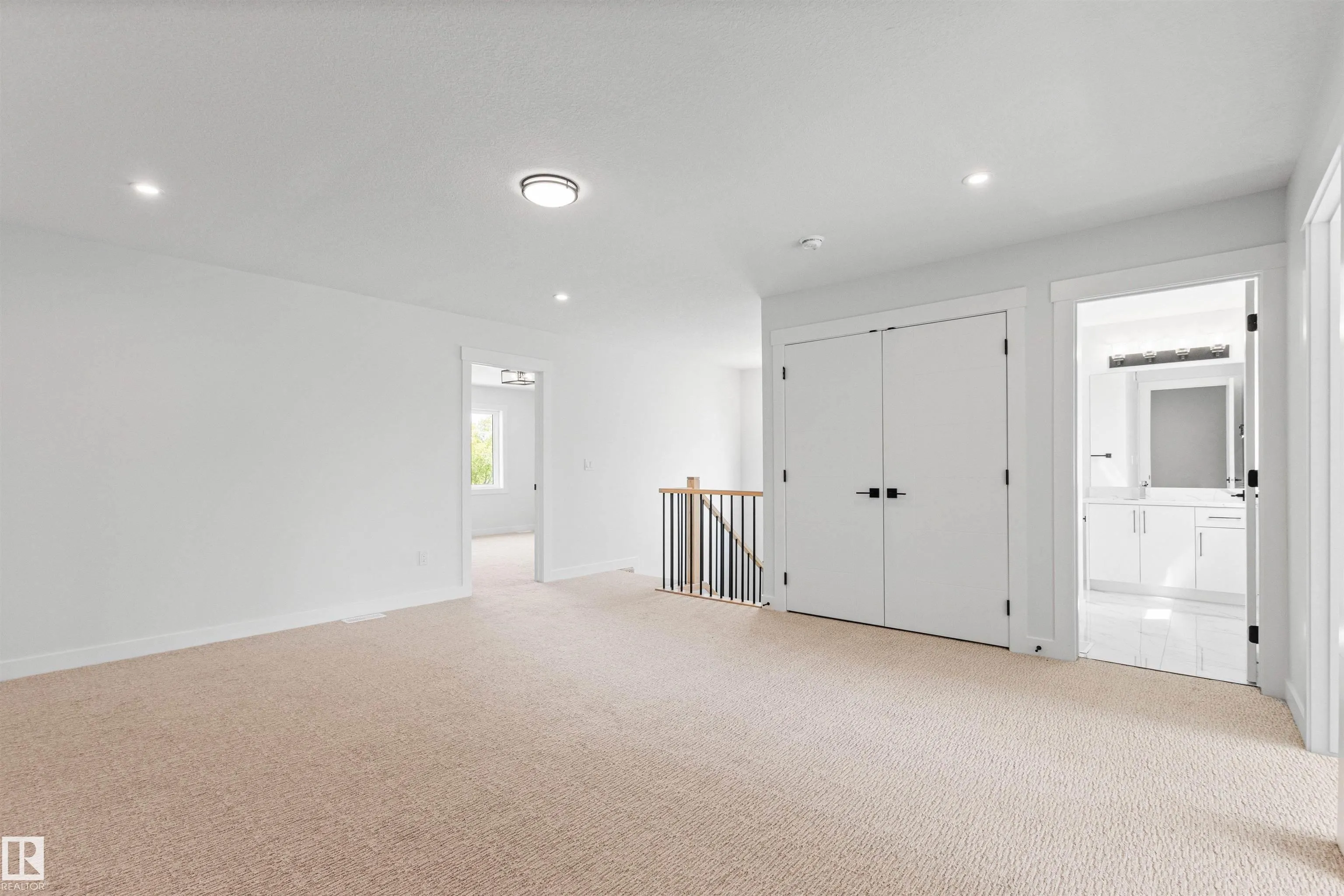 5002 53 ave