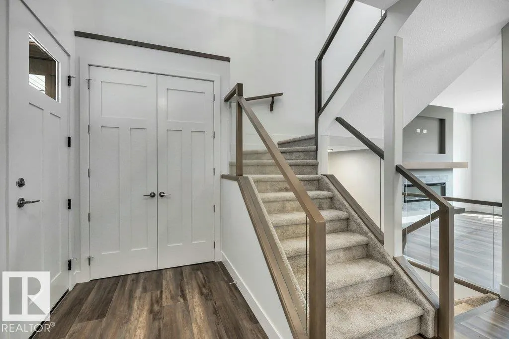 13 HILLWOOD Terrace