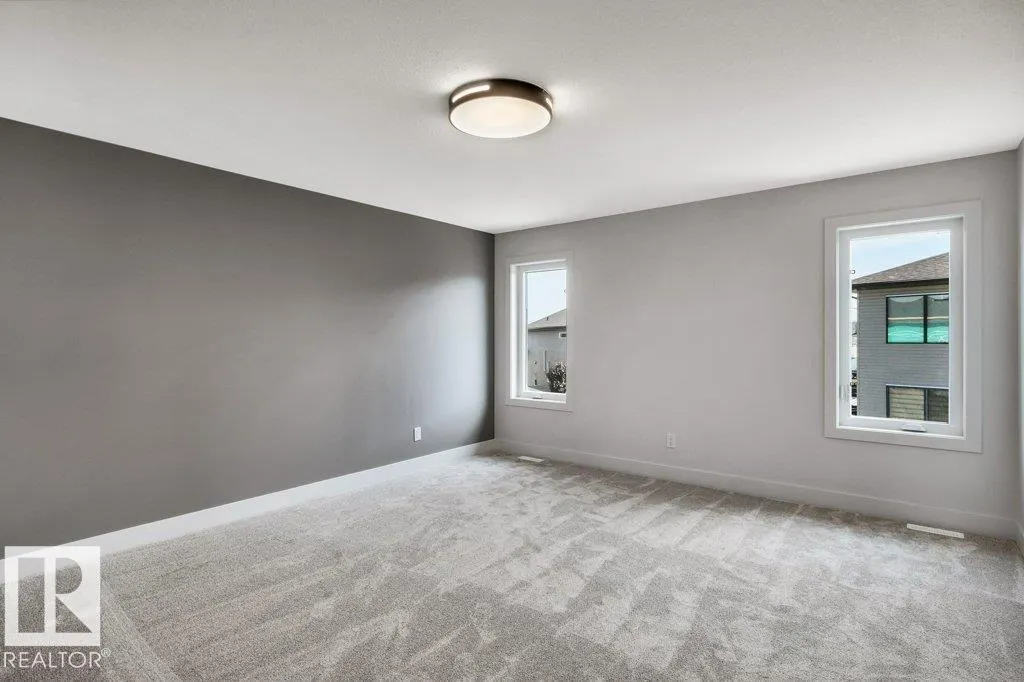 13 HILLWOOD Terrace