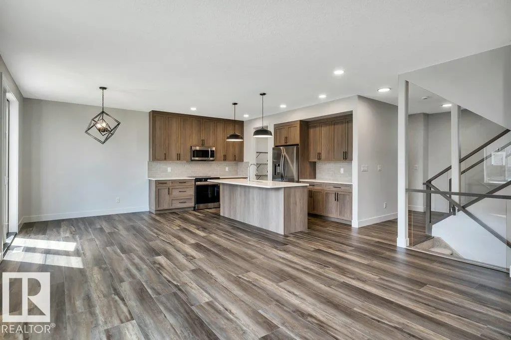 13 HILLWOOD Terrace