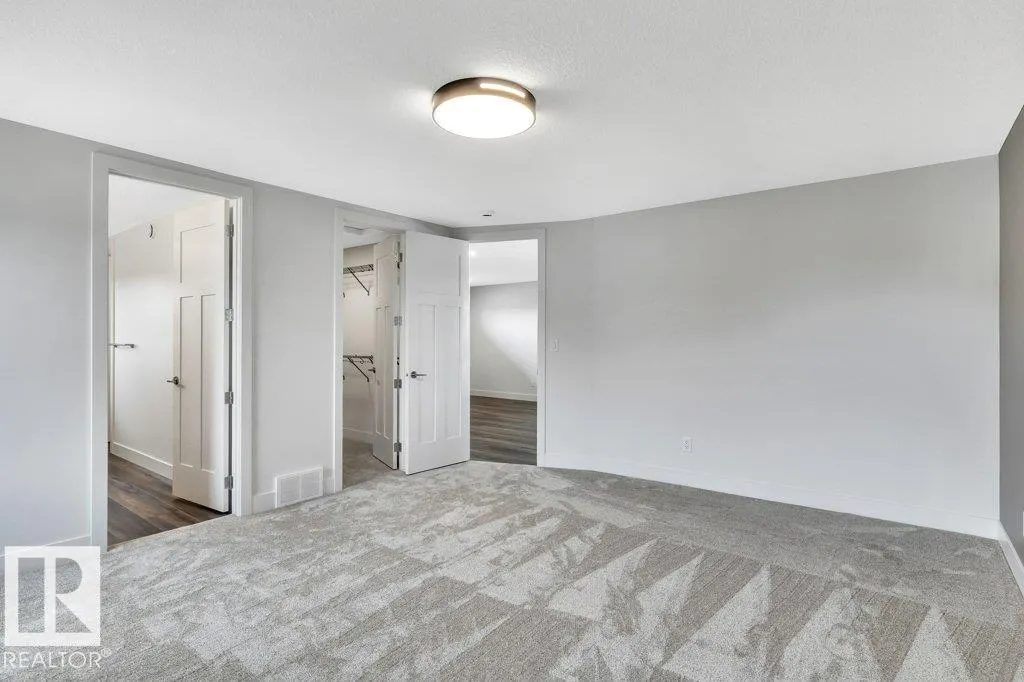 13 HILLWOOD Terrace