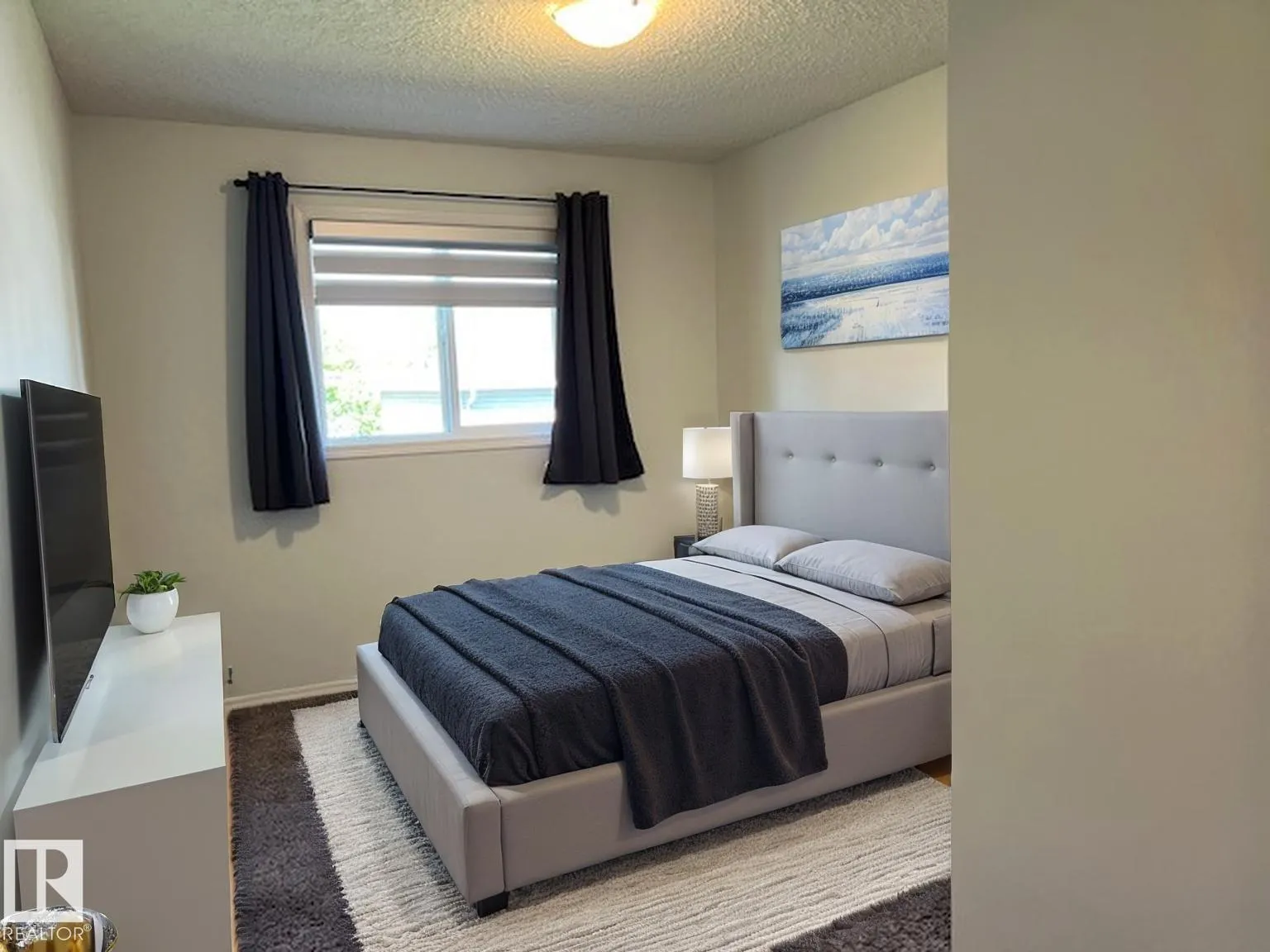115 CHESTERMERE Drive