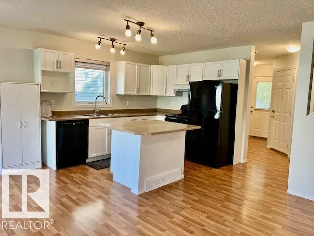 115 CHESTERMERE Drive