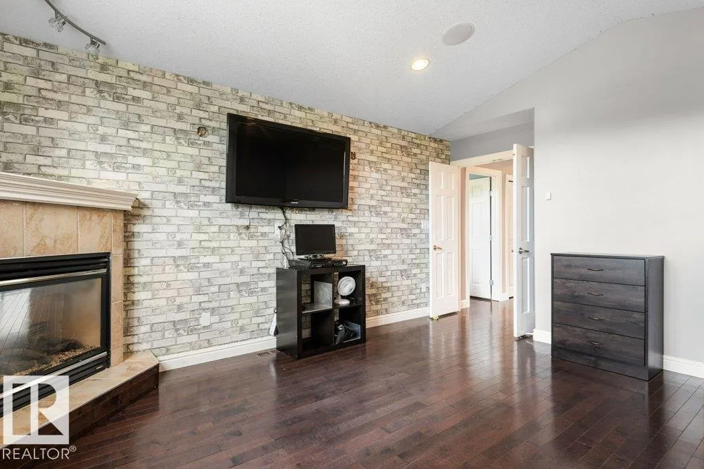 110, 51022 Range Road 221