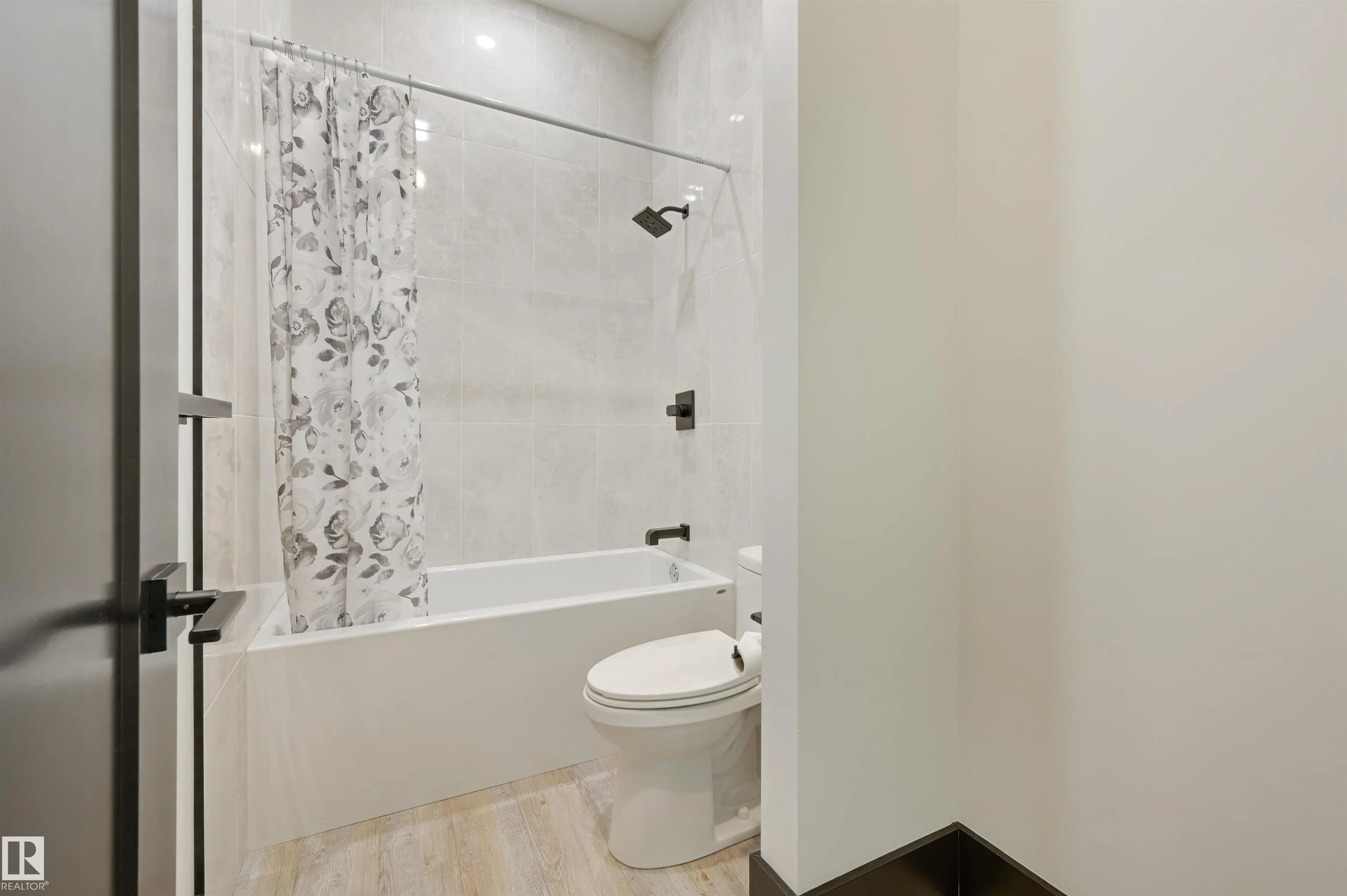 14 53217 Range Road 263