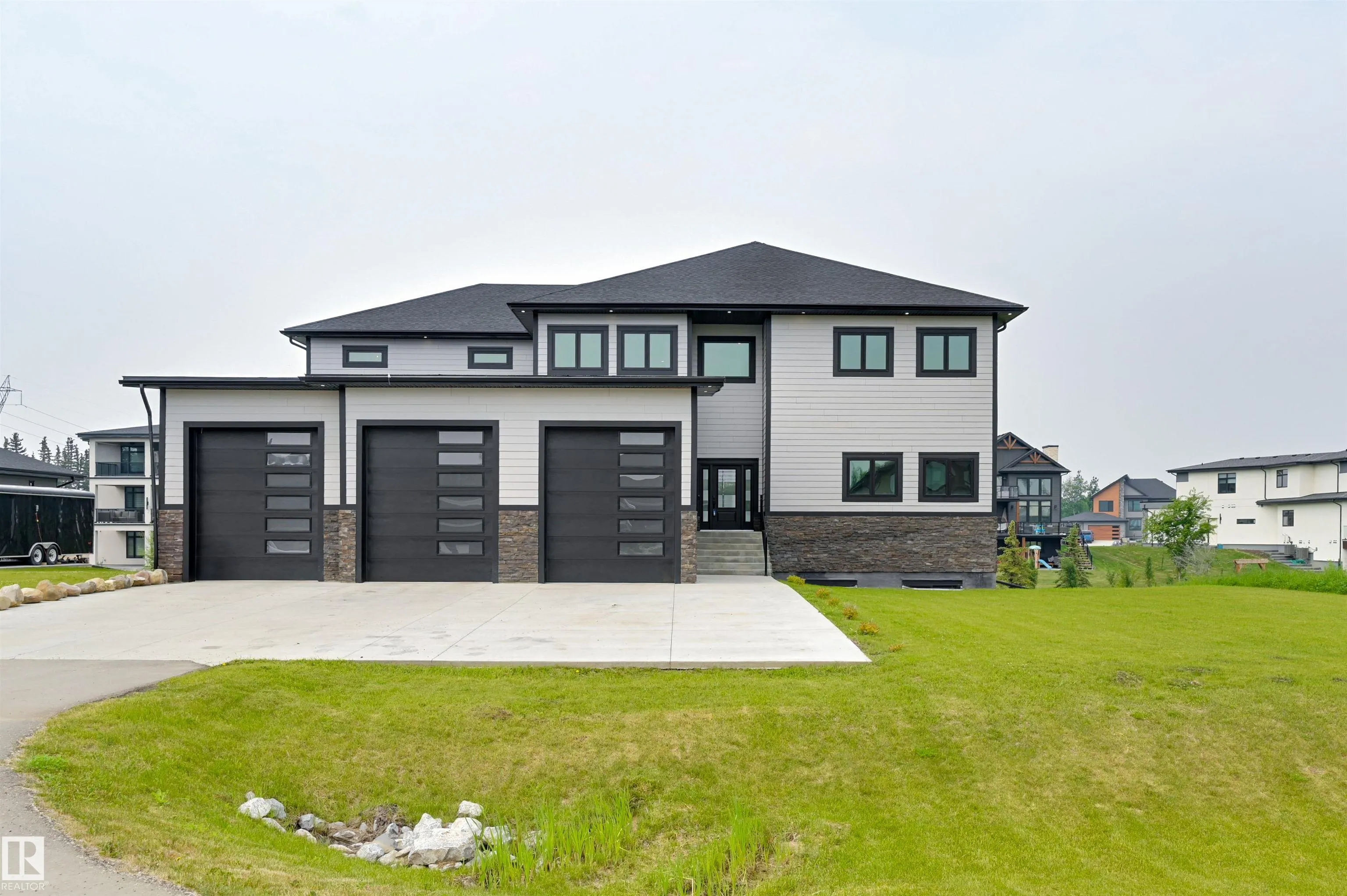 14 53217 Range Road 263