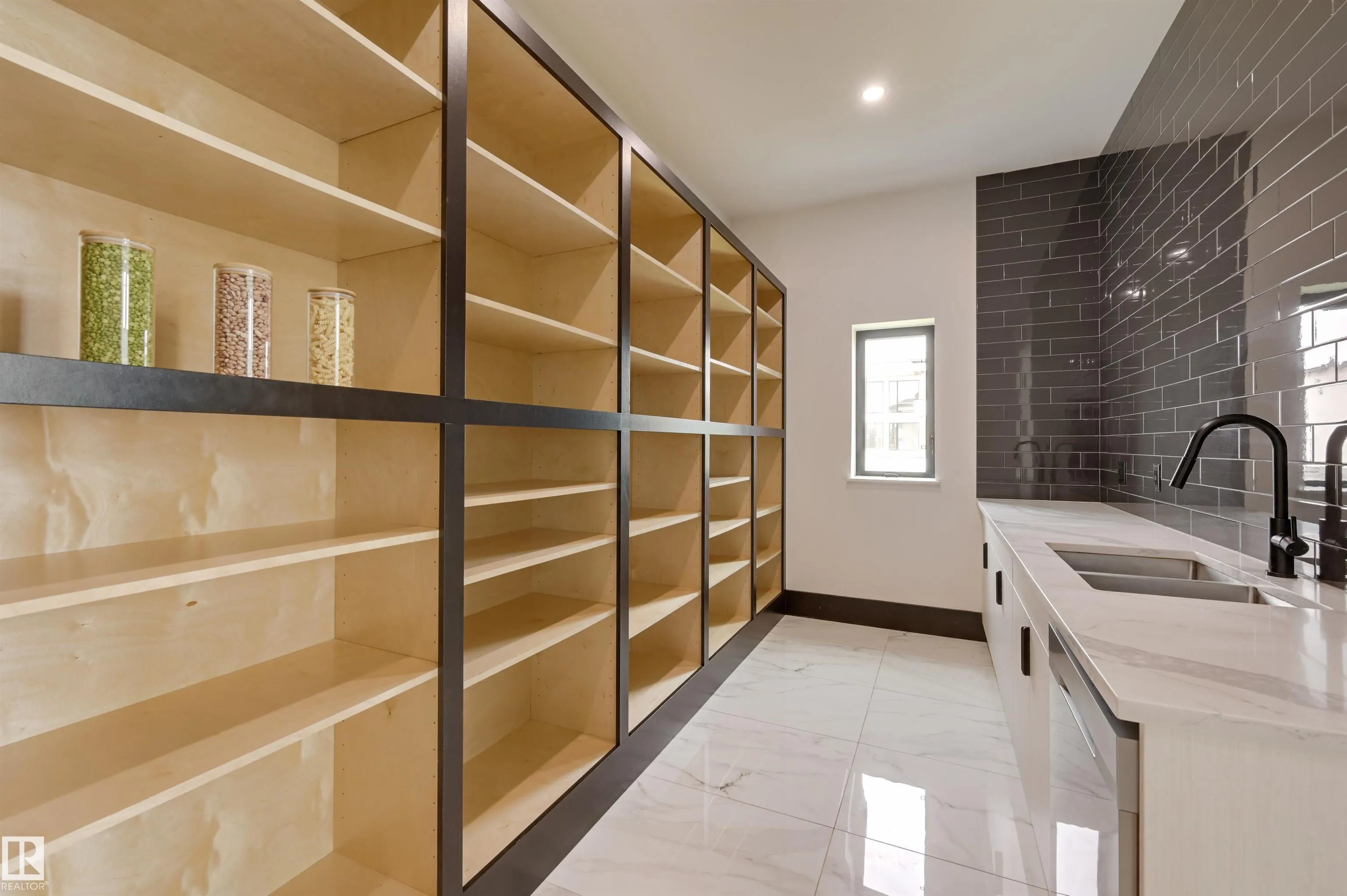 14 53217 Range Road 263
