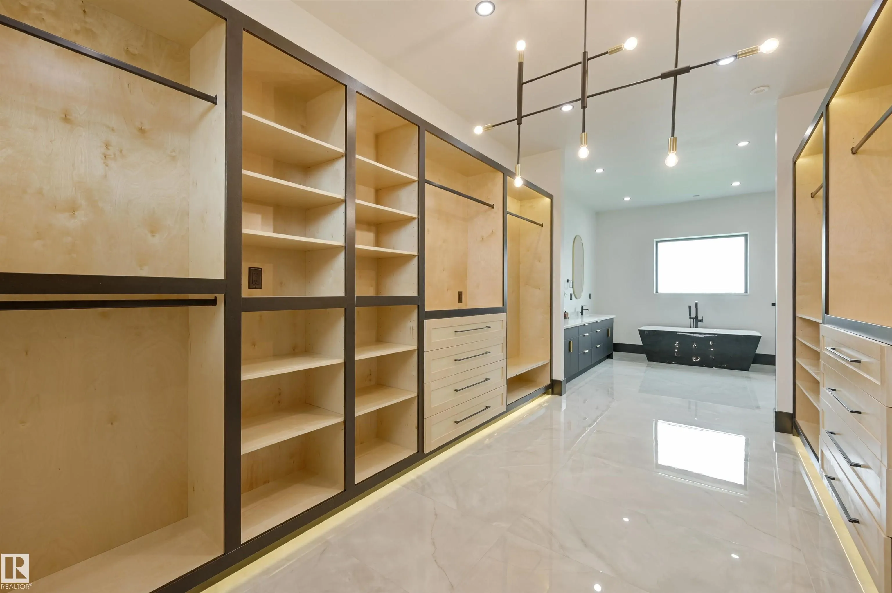 14 53217 Range Road 263